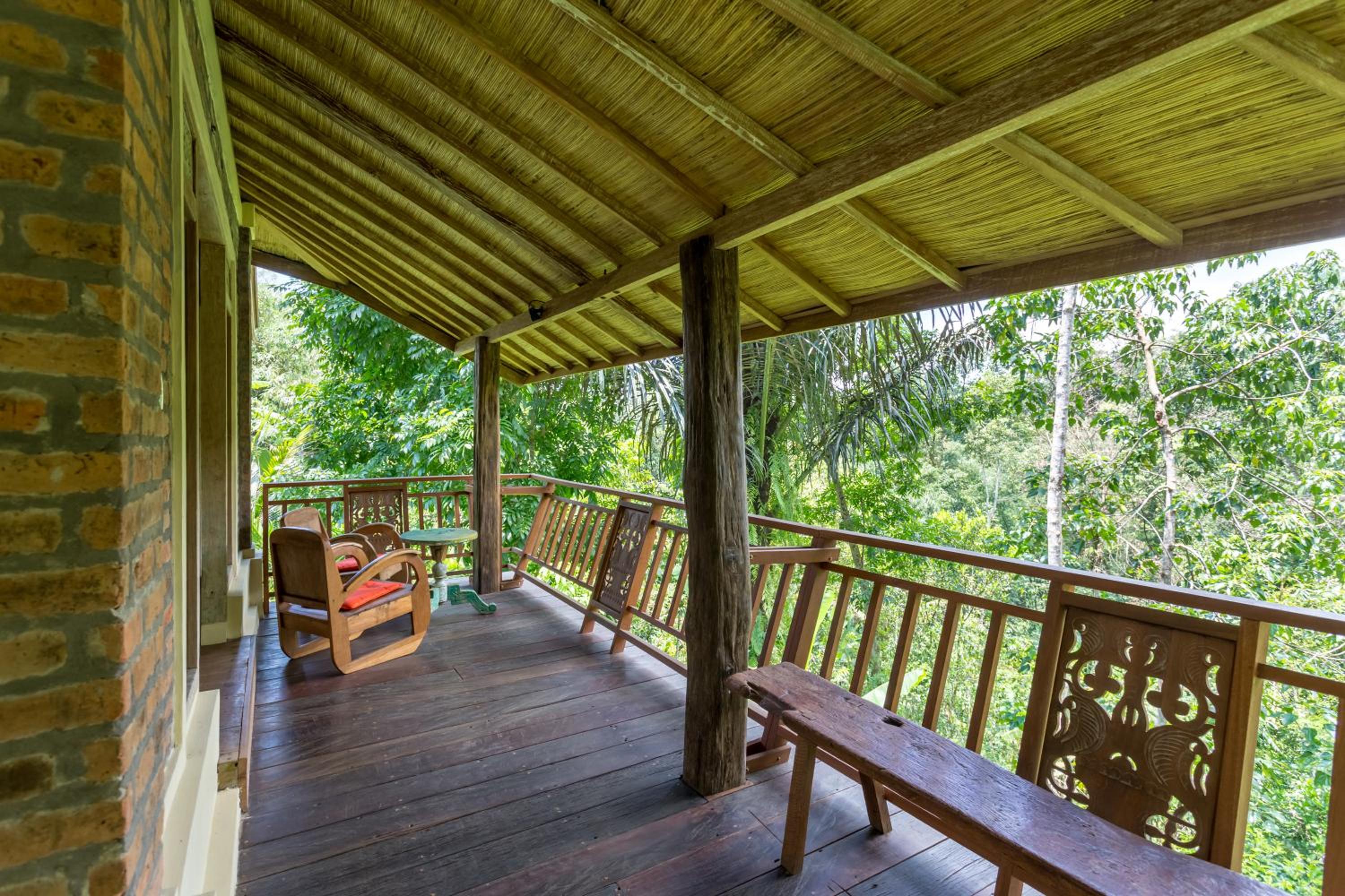 Superior Bungalow photo 3
