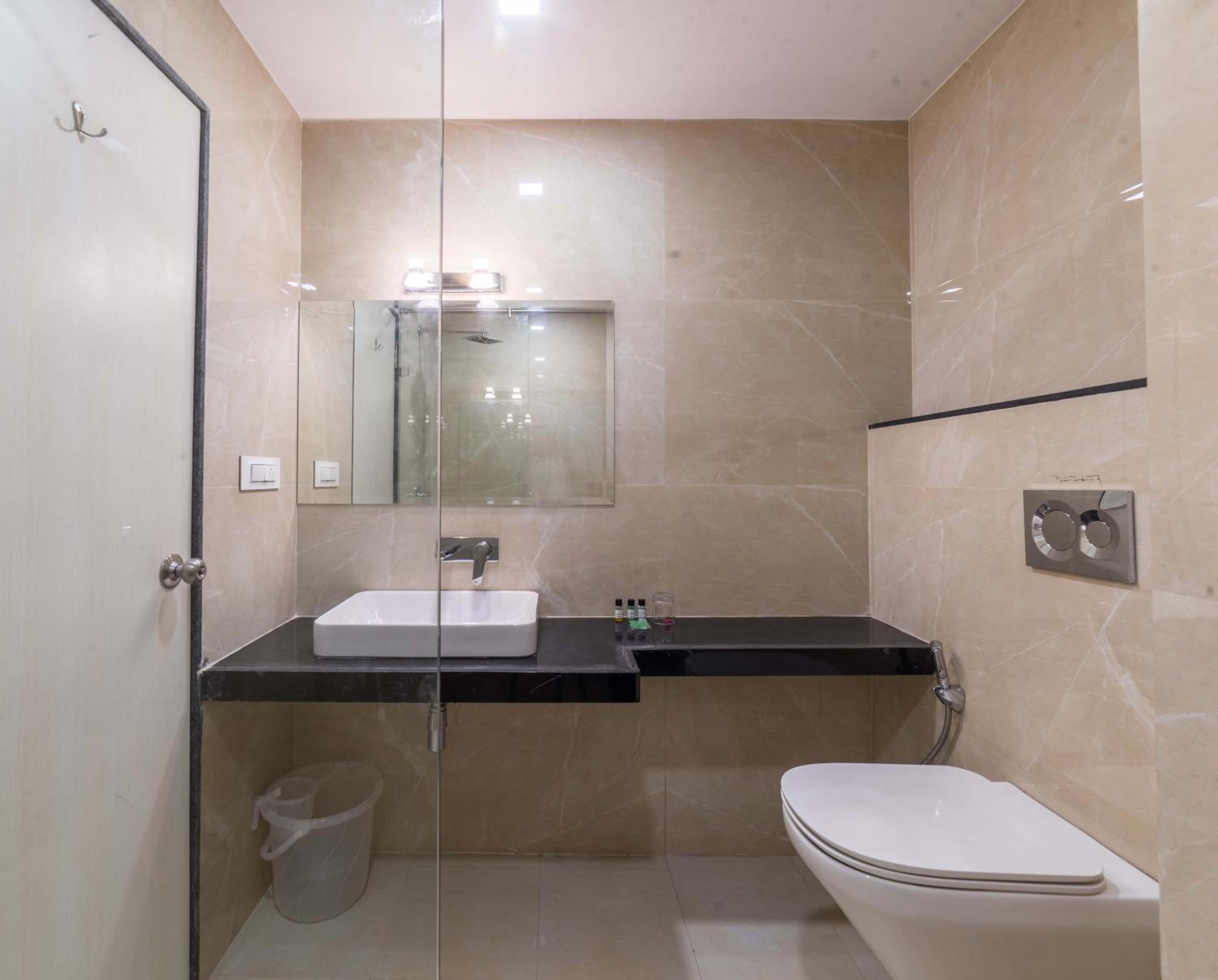 Deluxe Double Room photo 2
