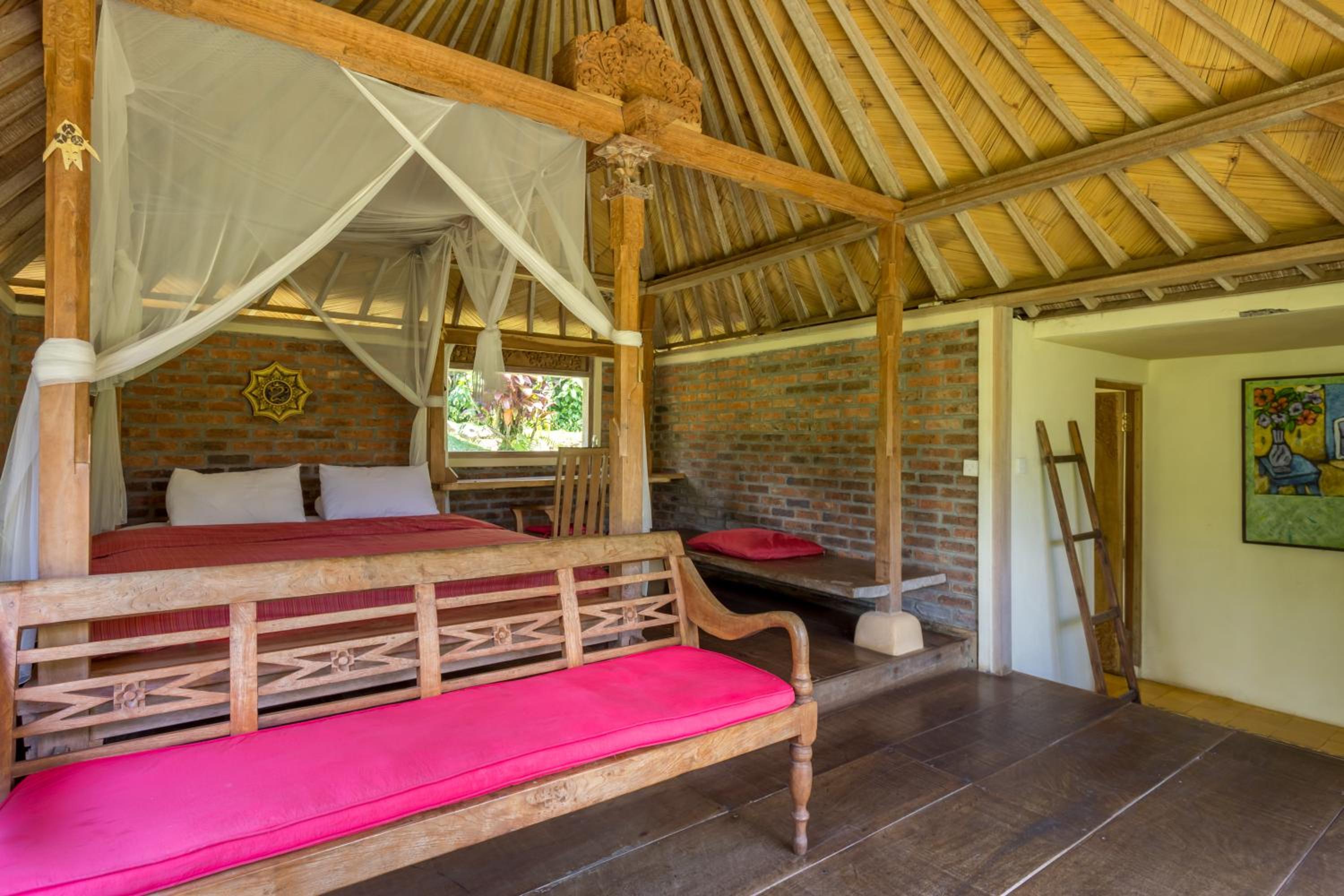 Bungalow photo 2