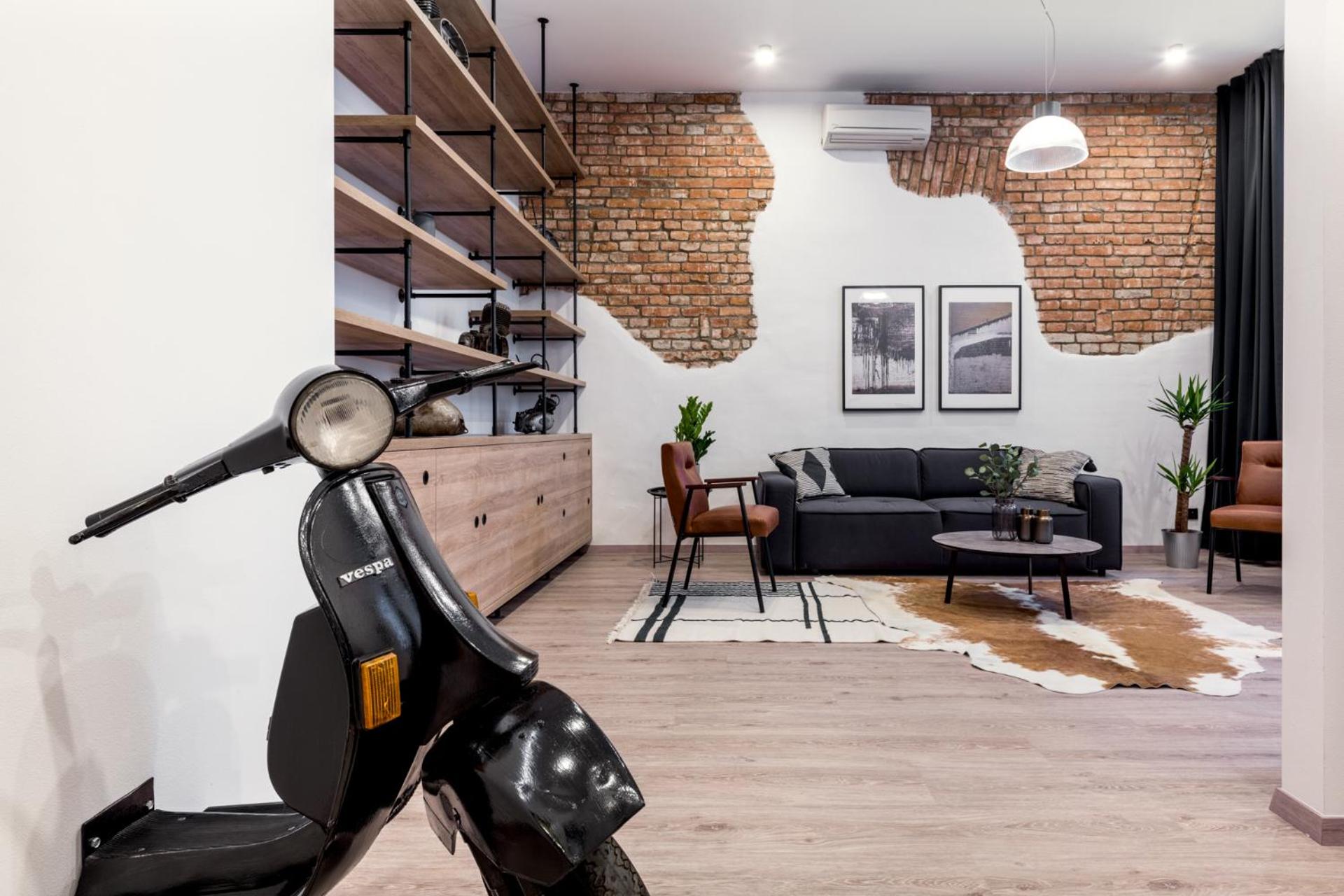 Apartment photo 1
