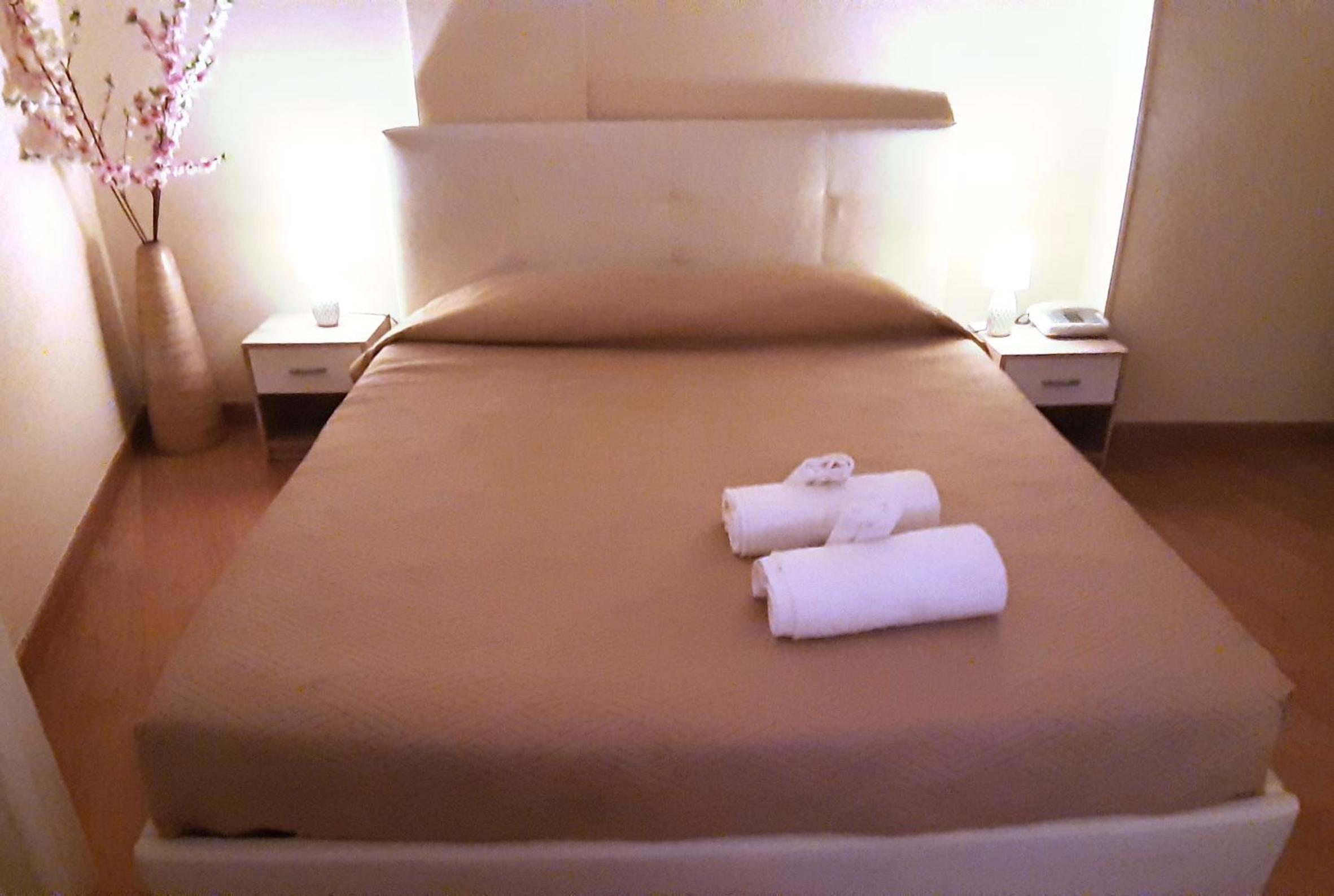 Double Room - Photo 27