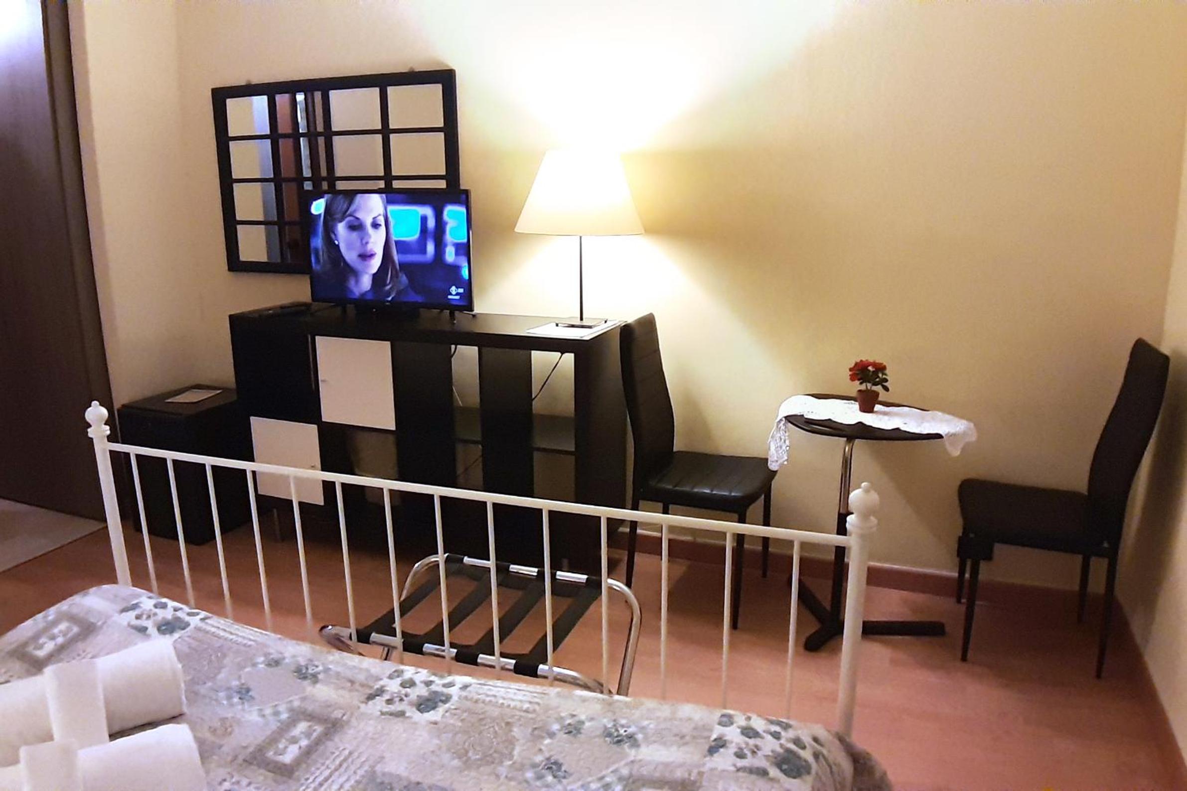 Double Room - Photo 24