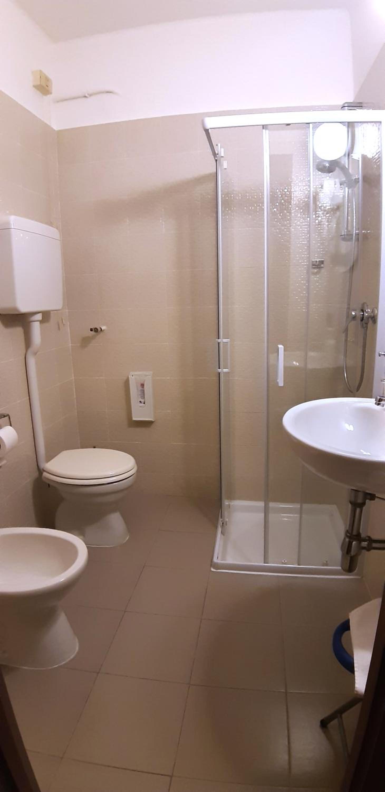 Double Room - Photo 13