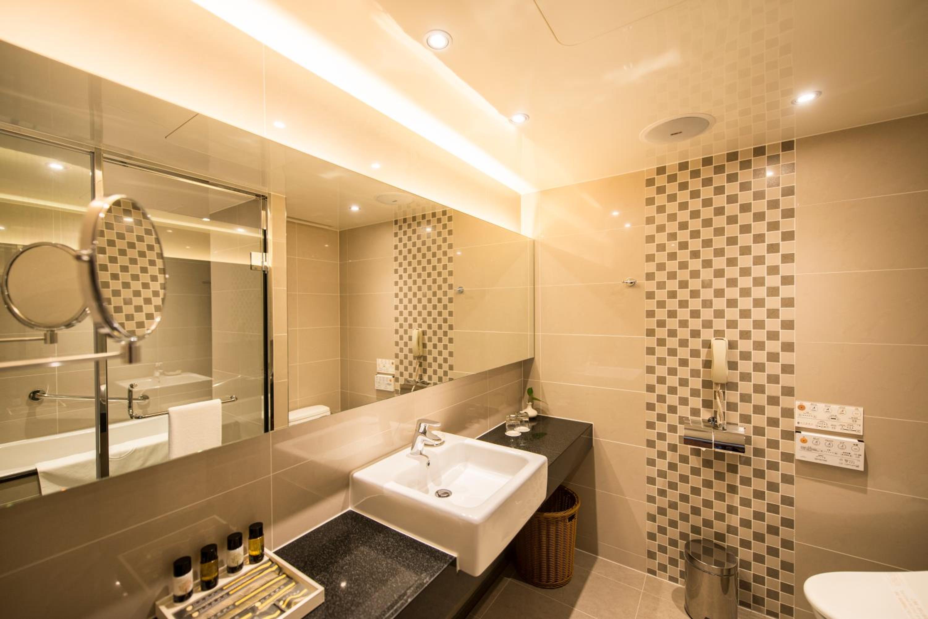 Superior Triple Room photo 2