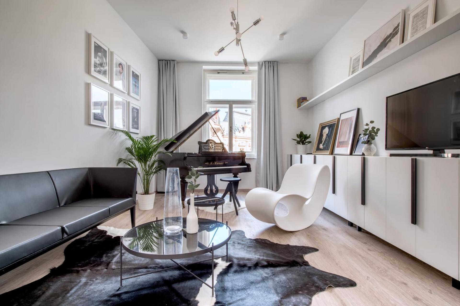 Apartment photo 1