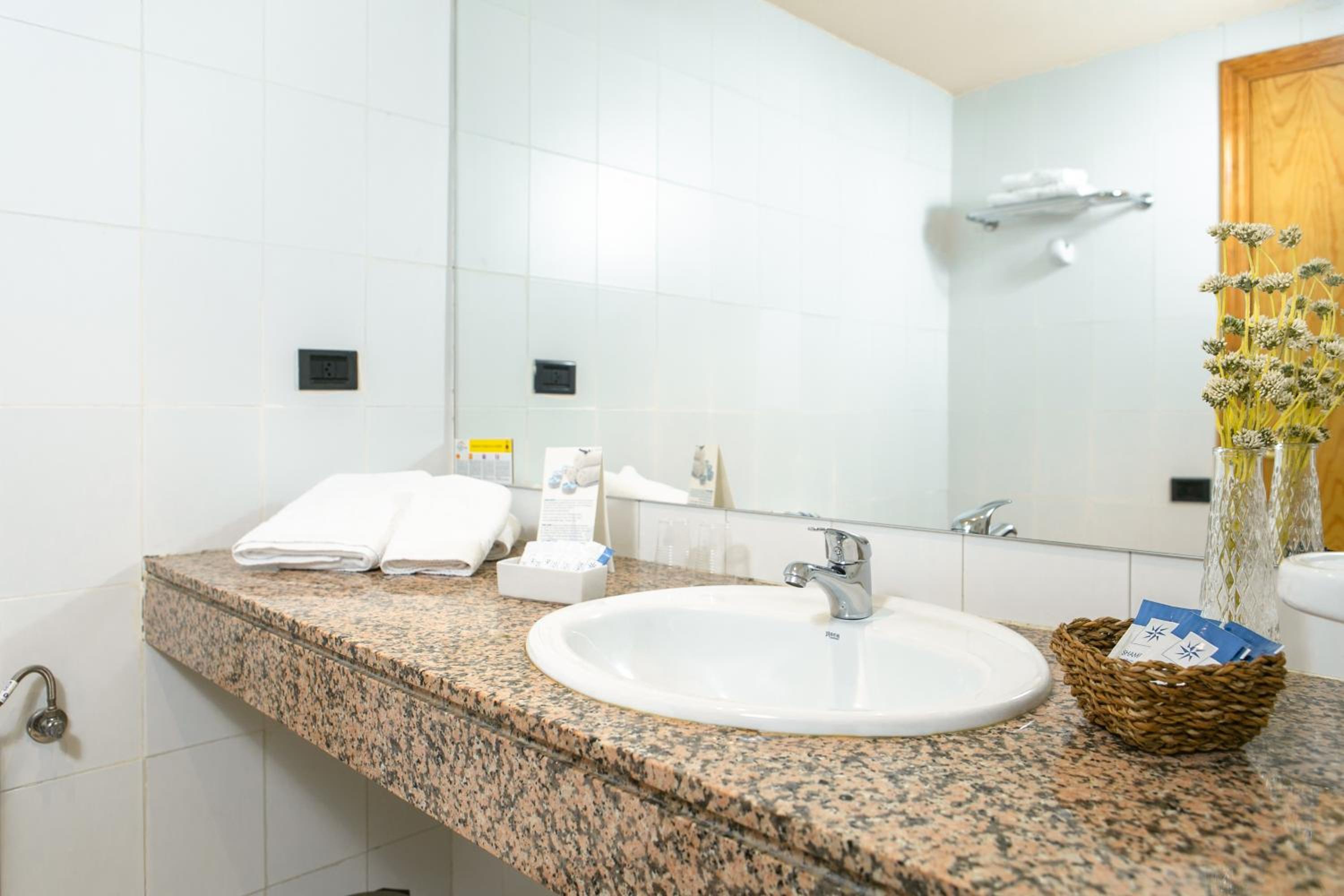 Superior Double Room (2 Adults) photo 2