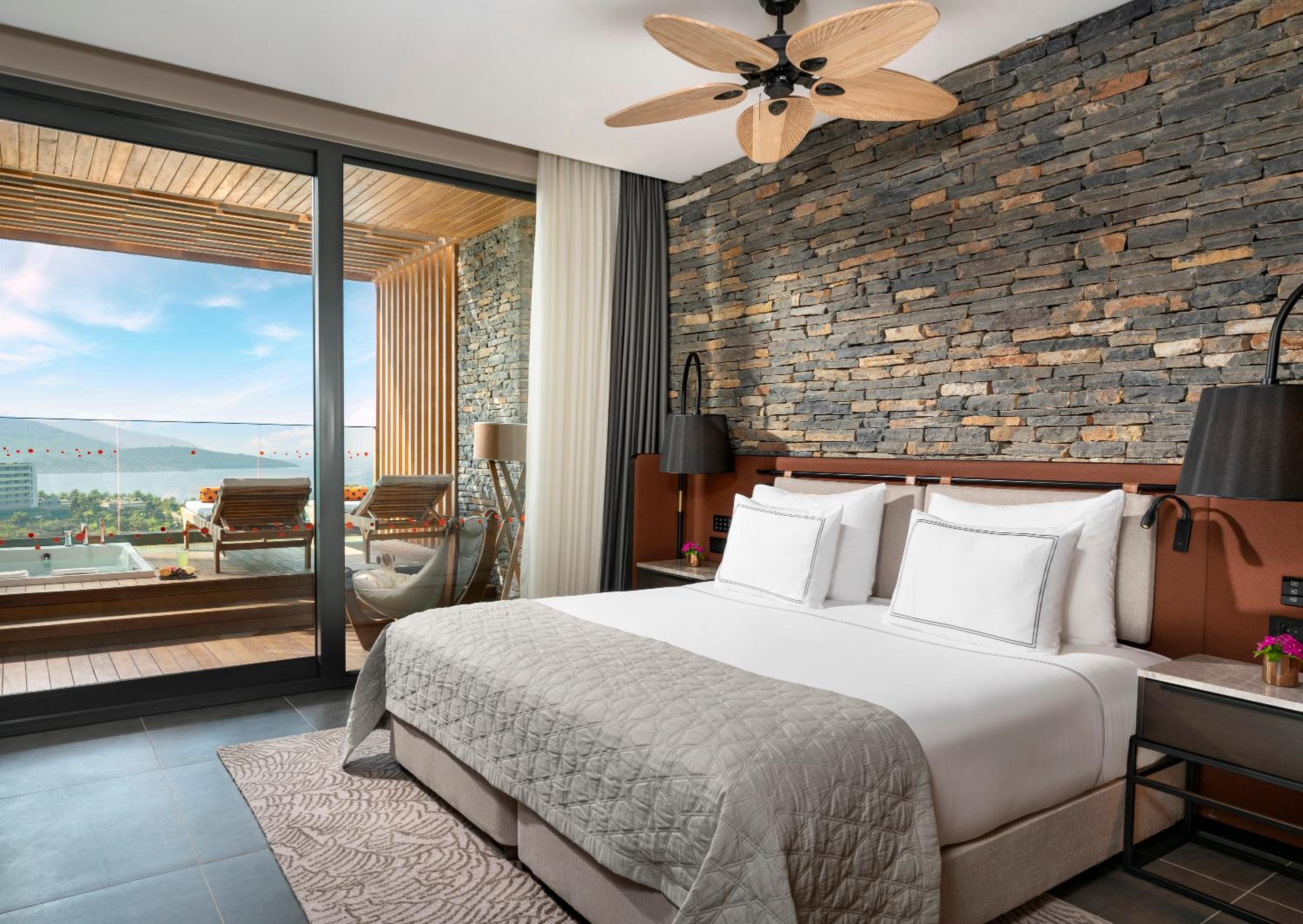 Chambre Familiale avec Vue Mer Partielle
