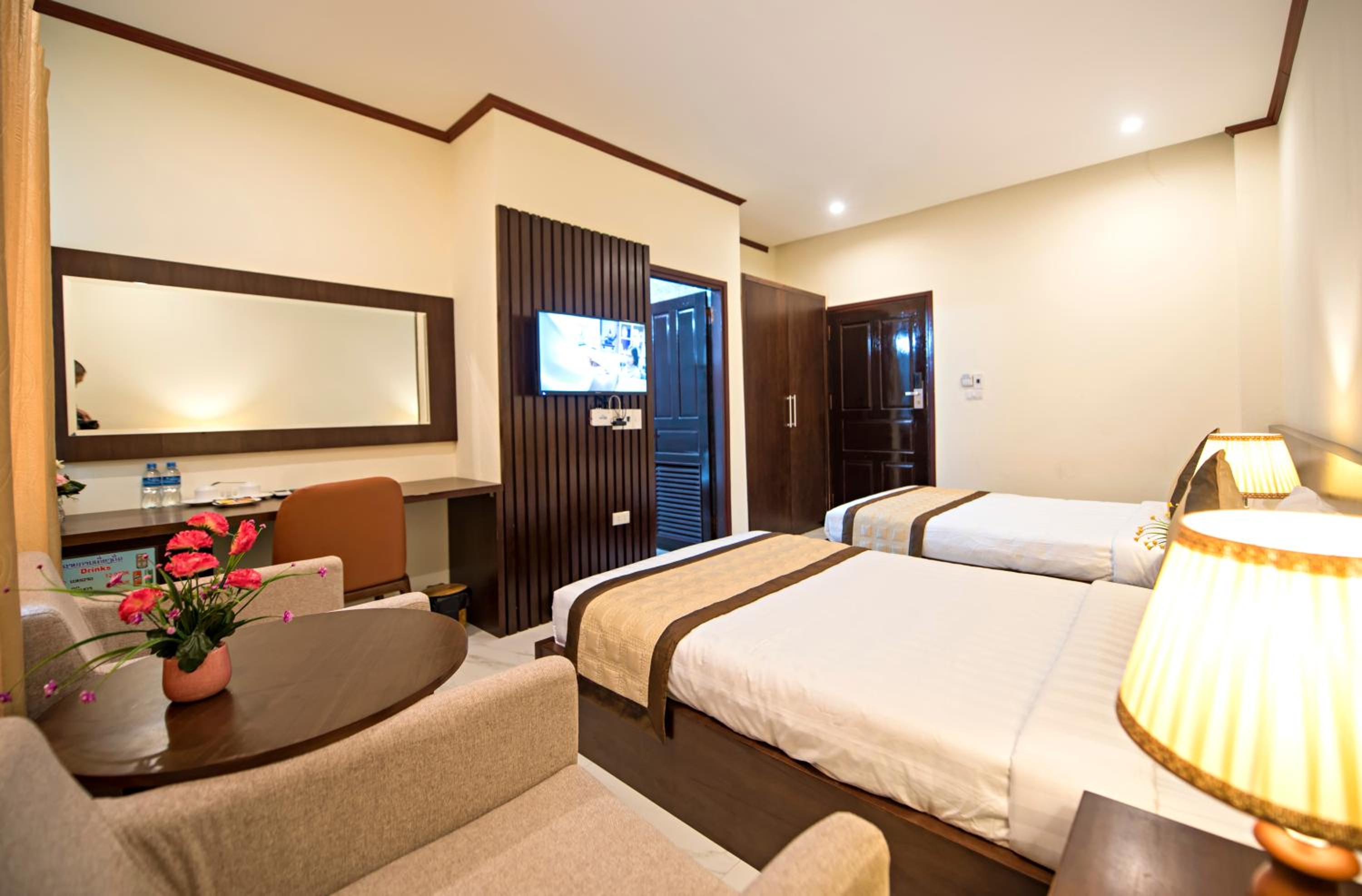 Twin Room with Mountain View photo 2