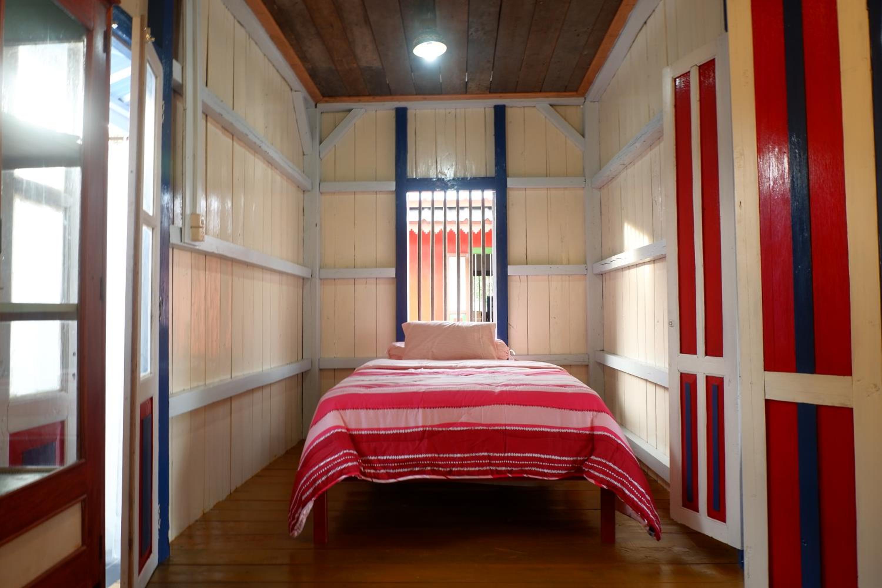 Deluxe Double Room - Photo 10