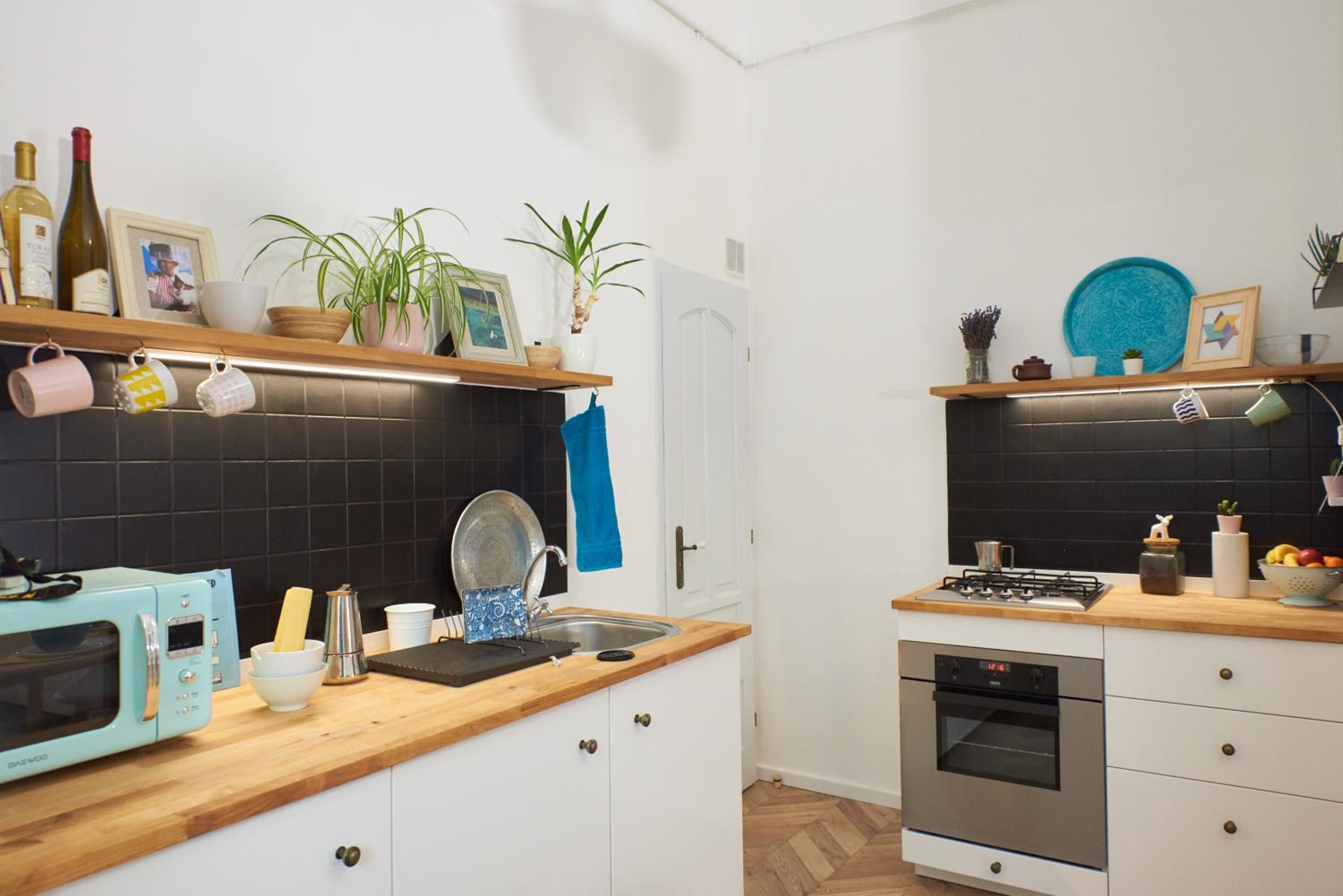 One-Bedroom Apartment - Photo 14