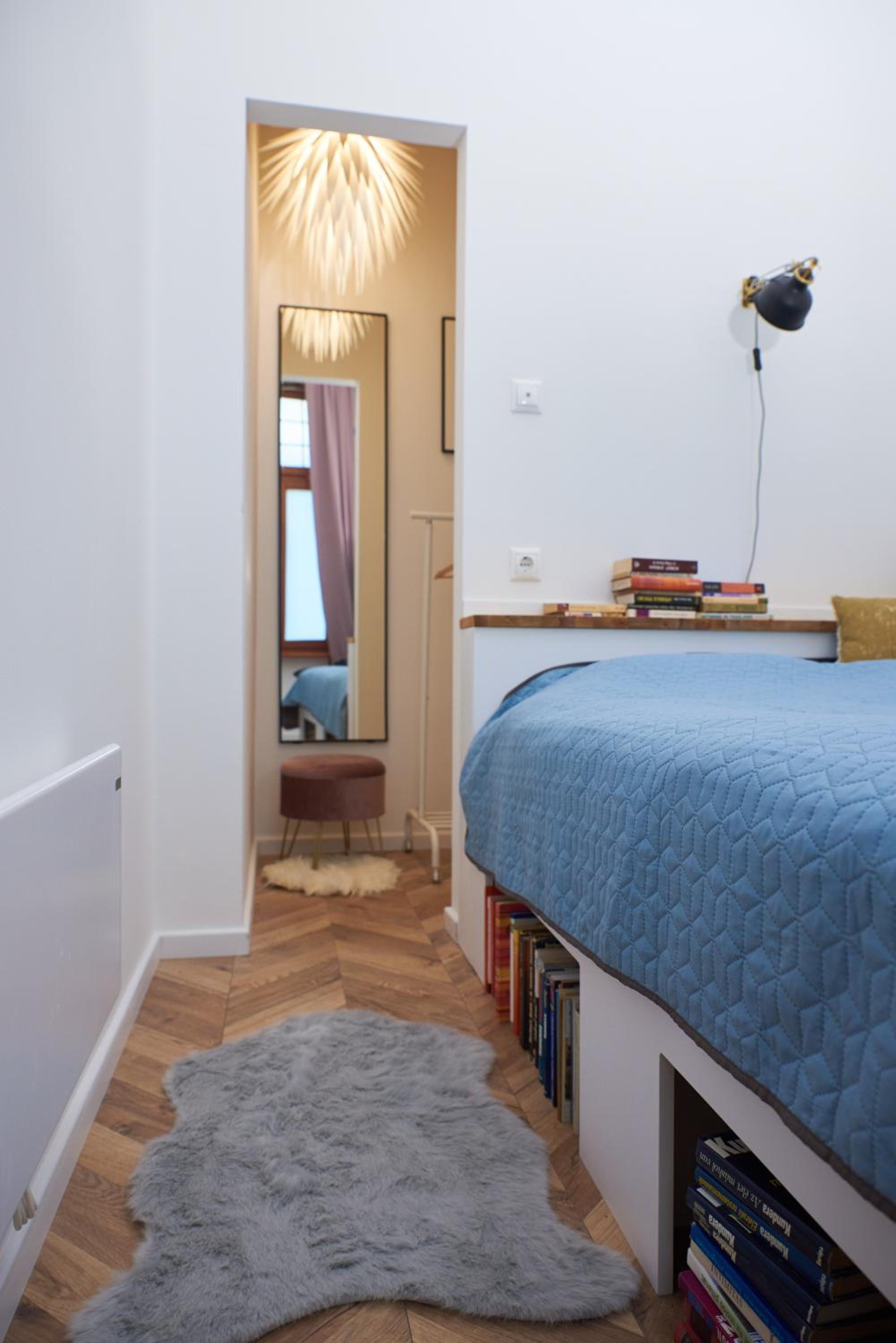 One-Bedroom Apartment - Photo 23