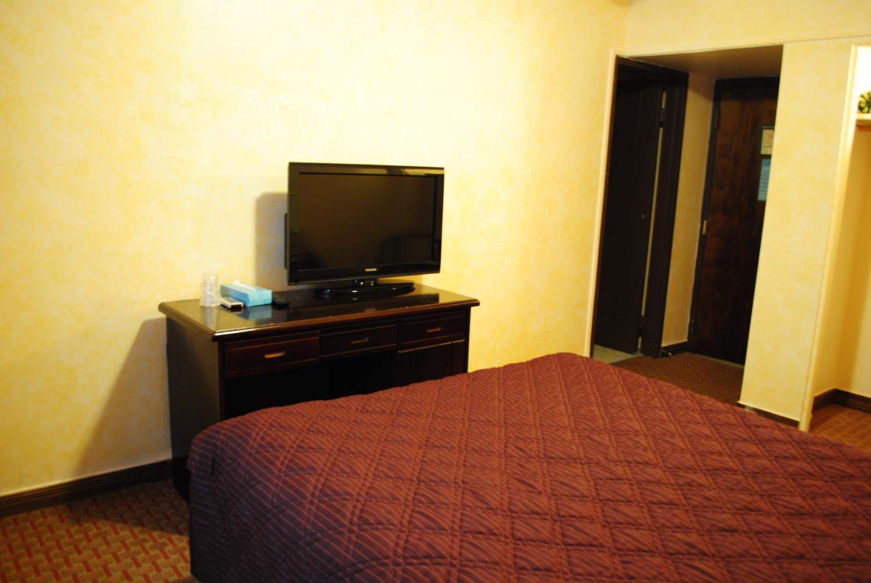 Queen Room - Photo 3