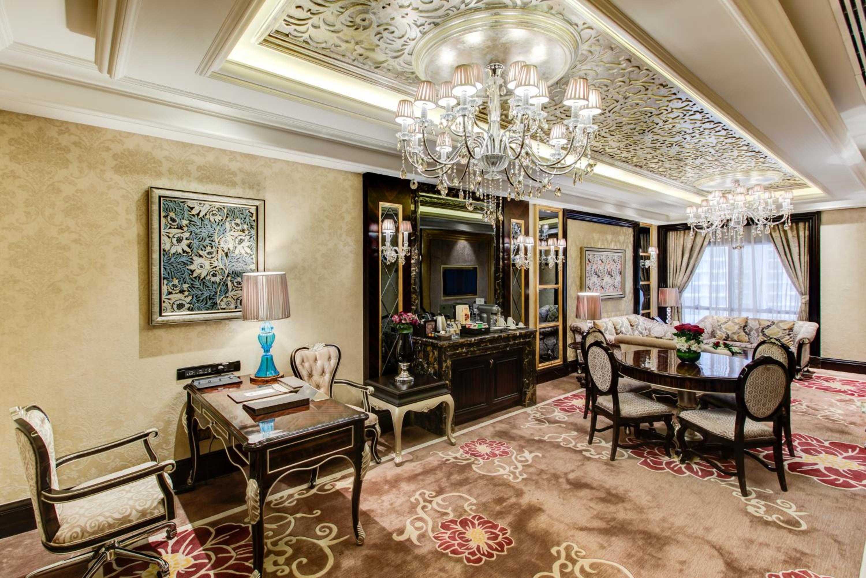 Presidential Suite