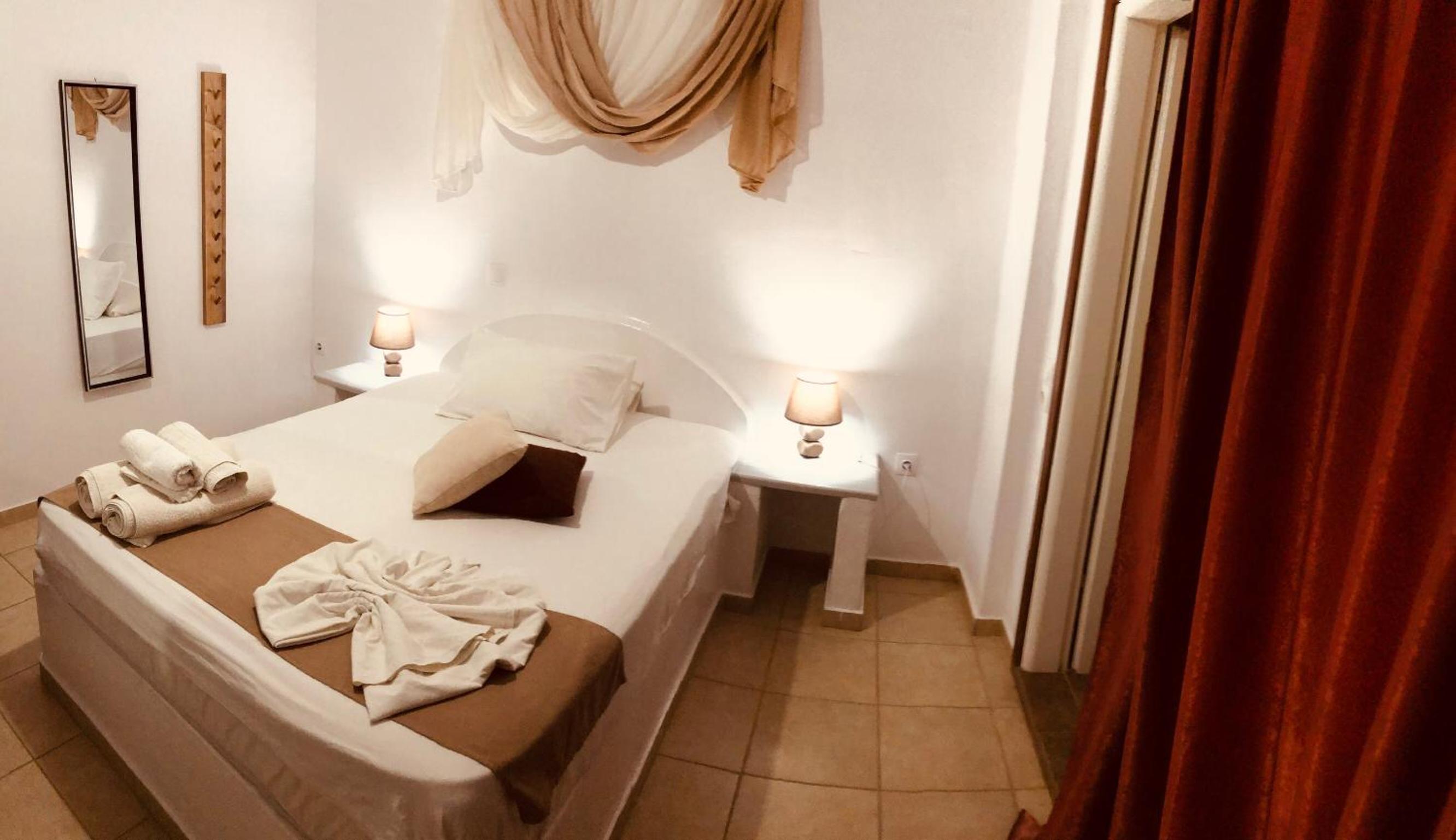 Superior Double or Twin Room - Photo 6