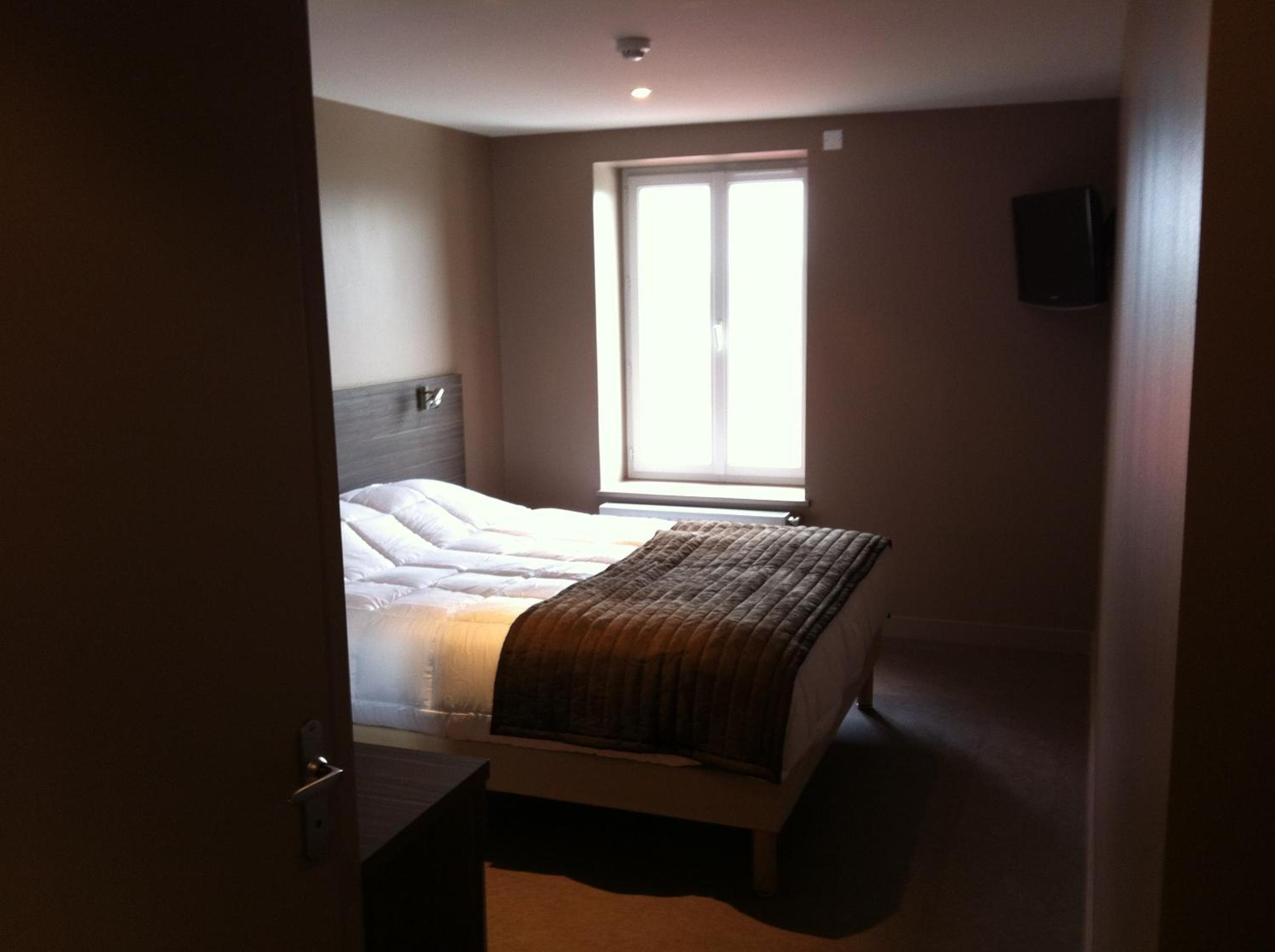 Standard Double Room photo 2