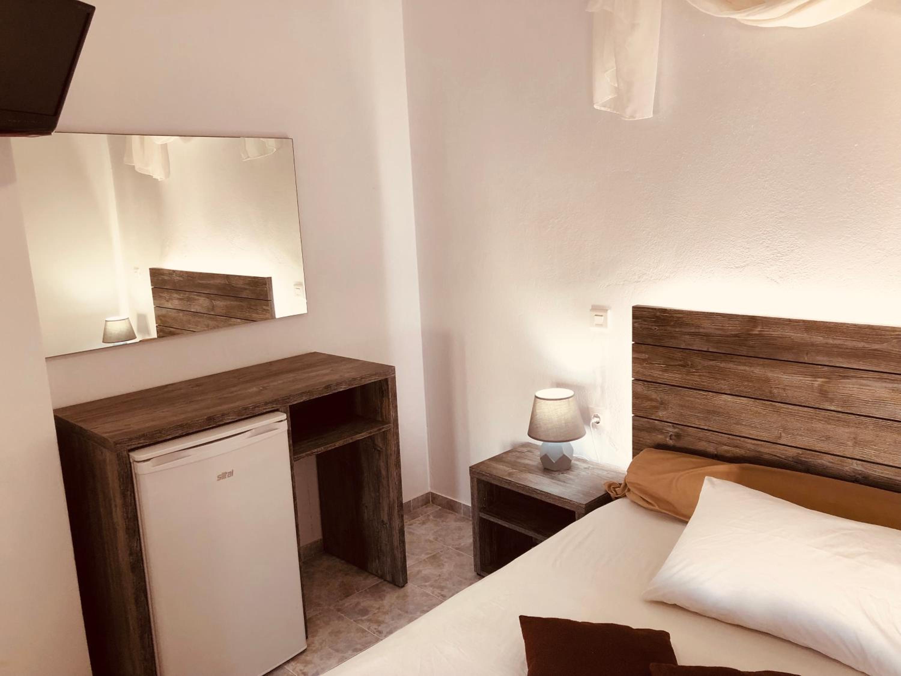 Superior Double or Twin Room - Photo 29