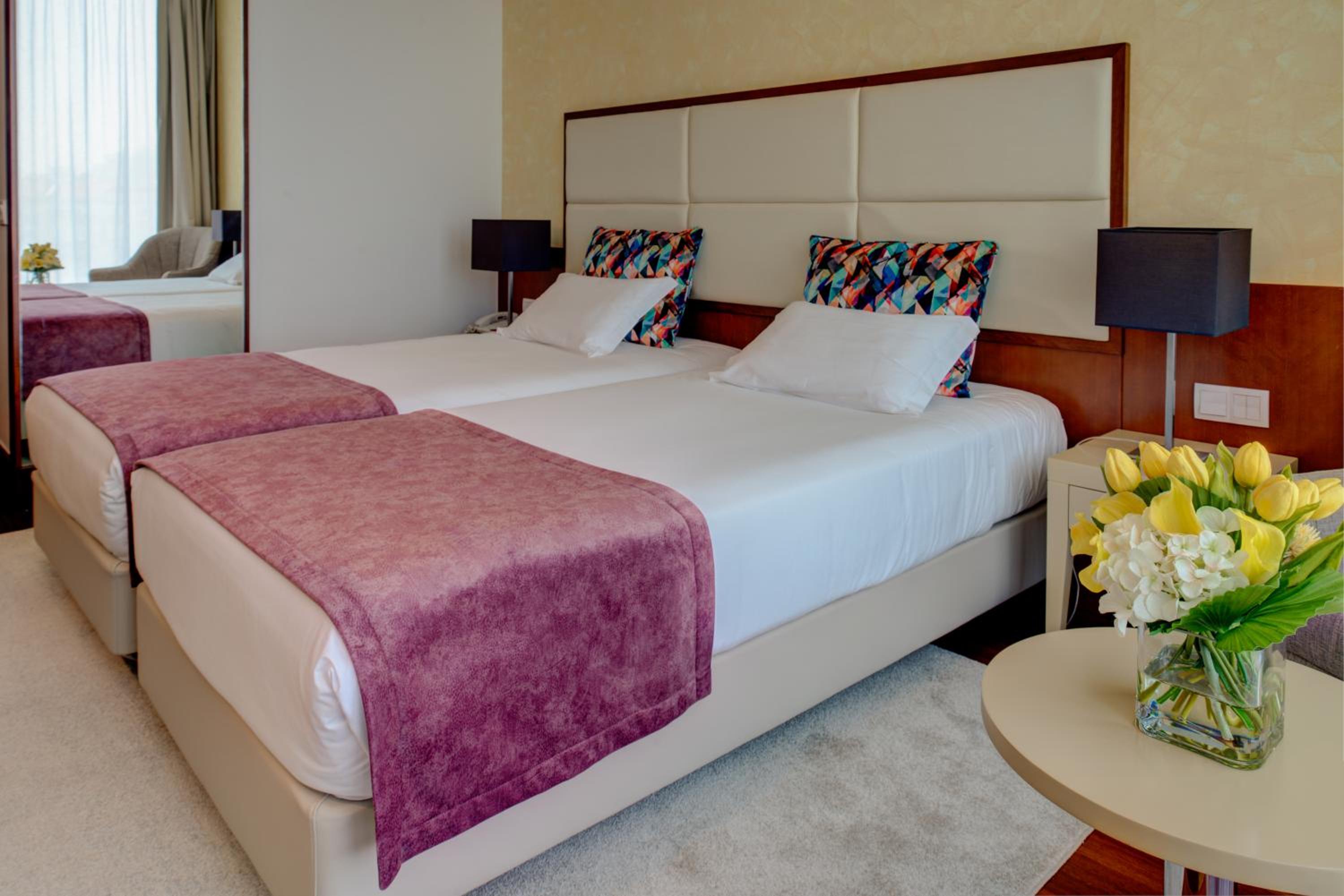 Double or Twin Room - Photo 2