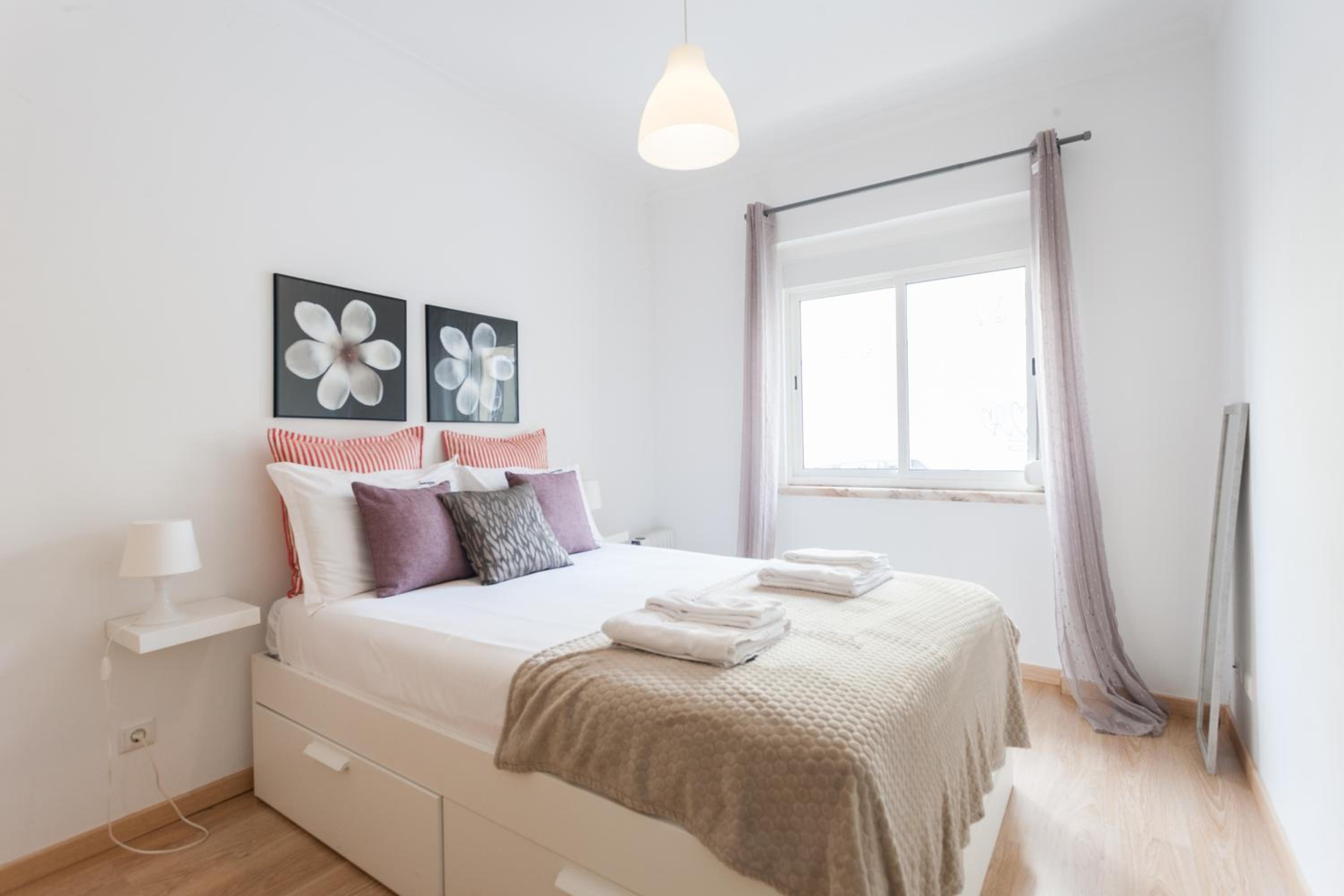 Two-Bedroom Apartment - Photo 13