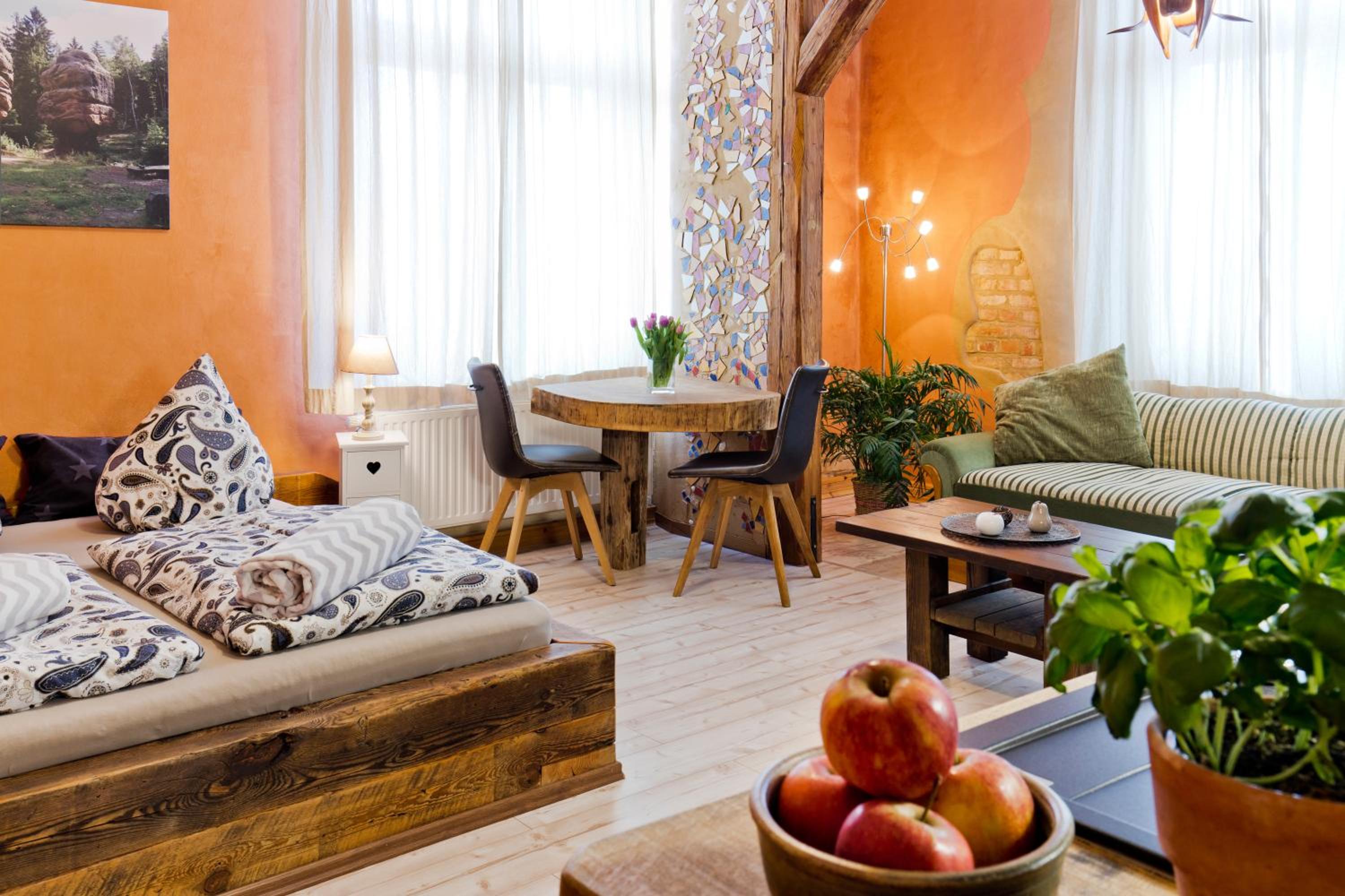 Studio Apartment