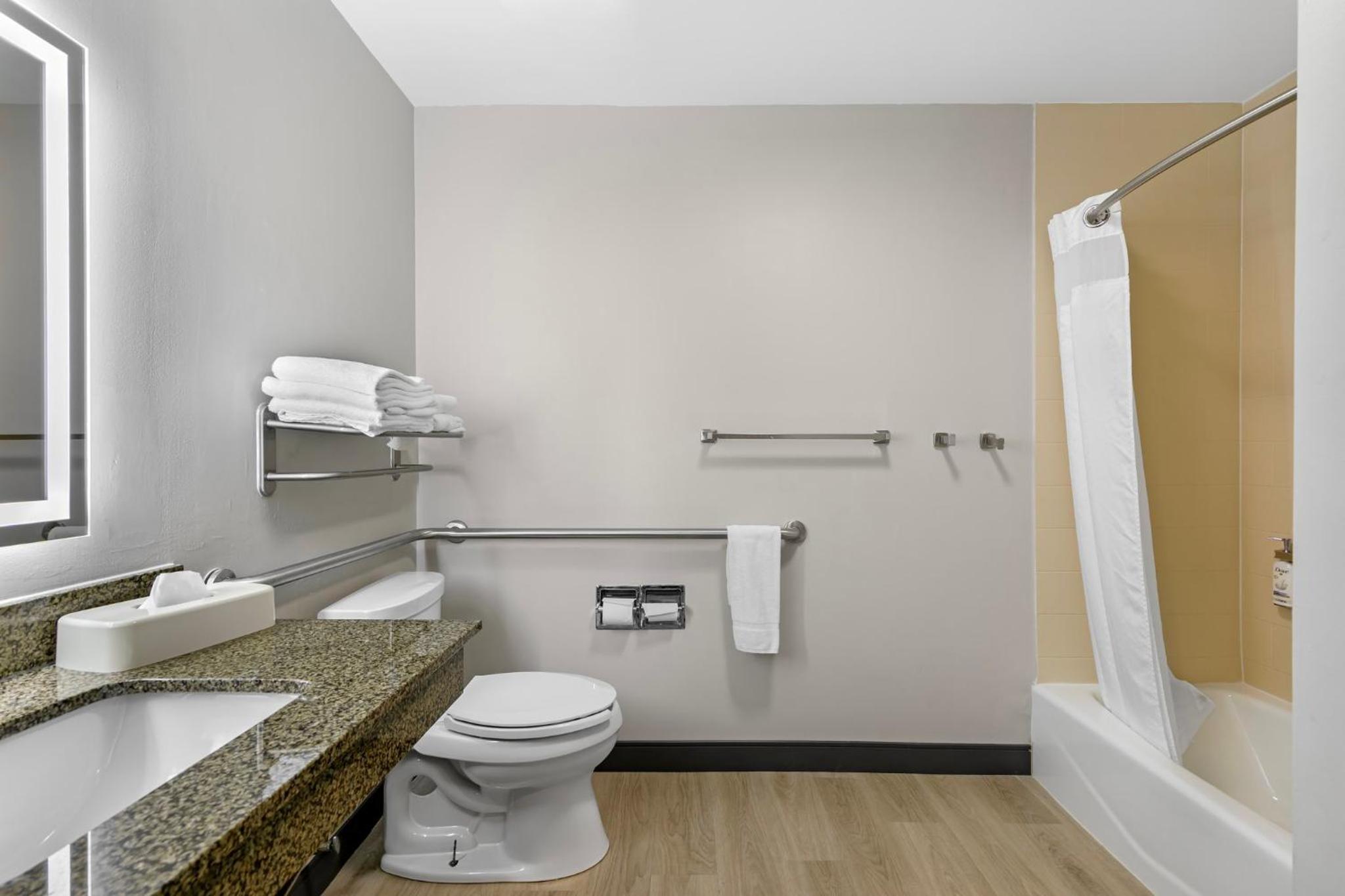 Queen Room with Two Queen Beds - Disability Access
