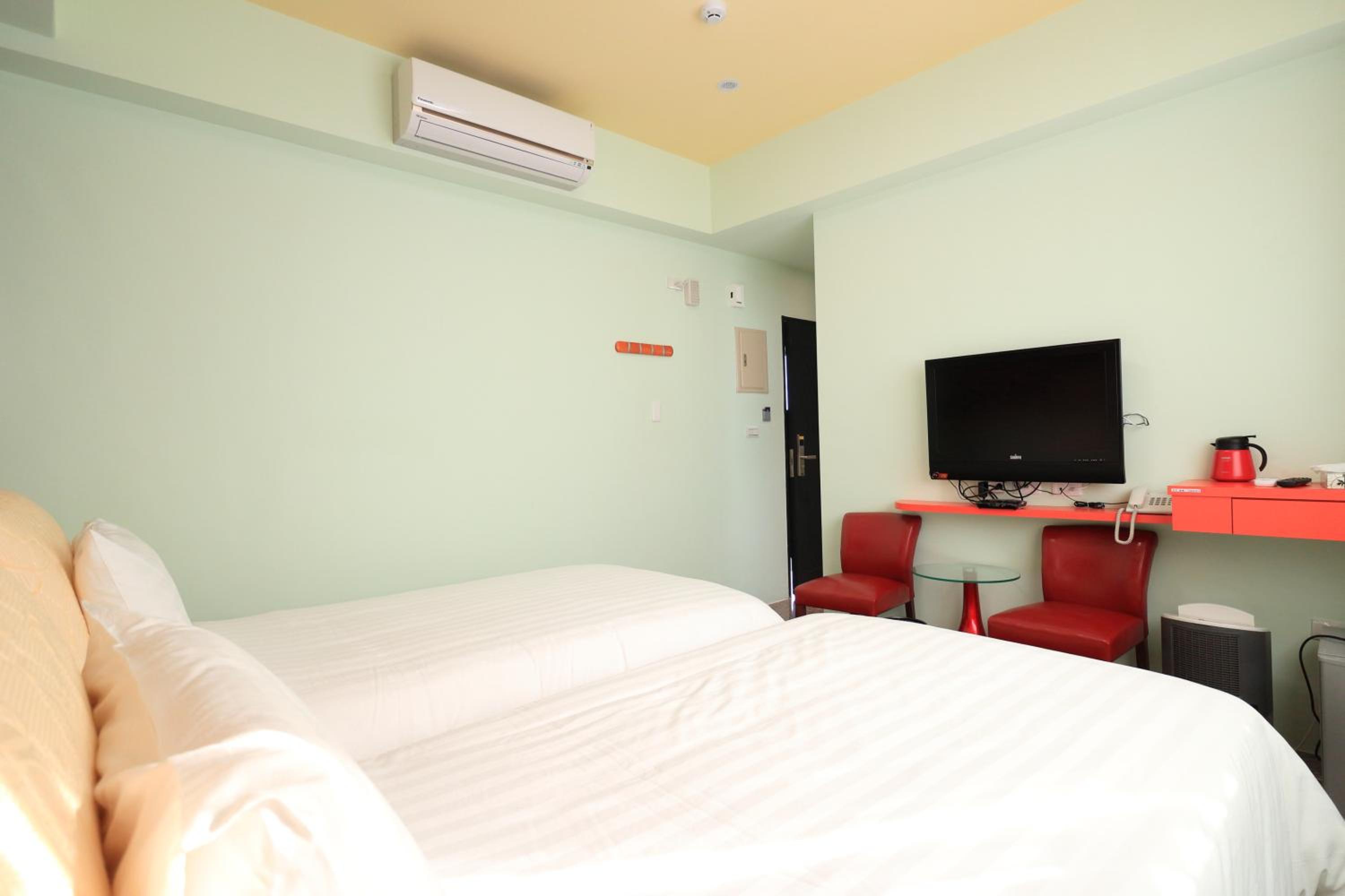 Standard Double Room photo 2