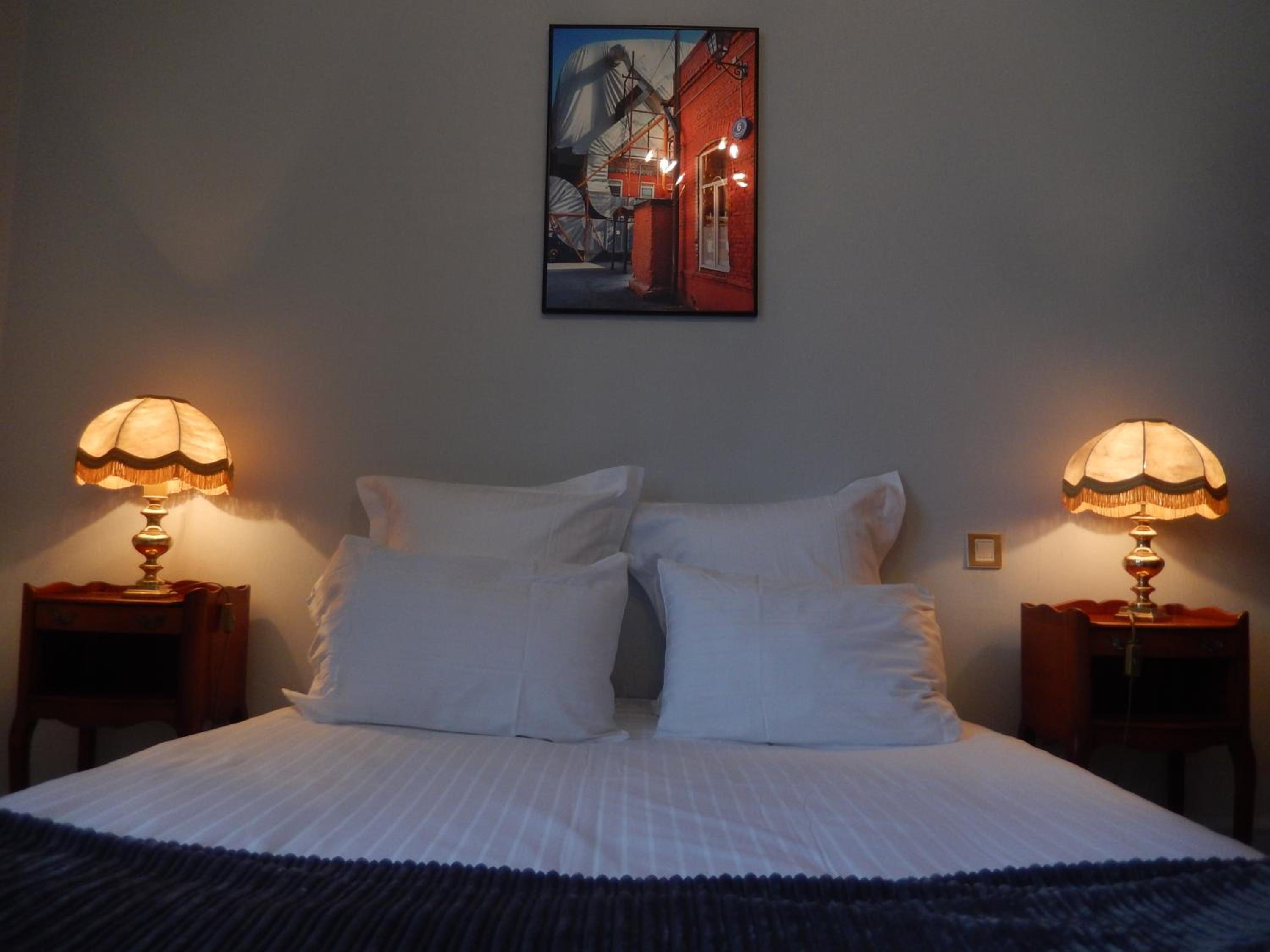 Small Double or Twin Room photo 3