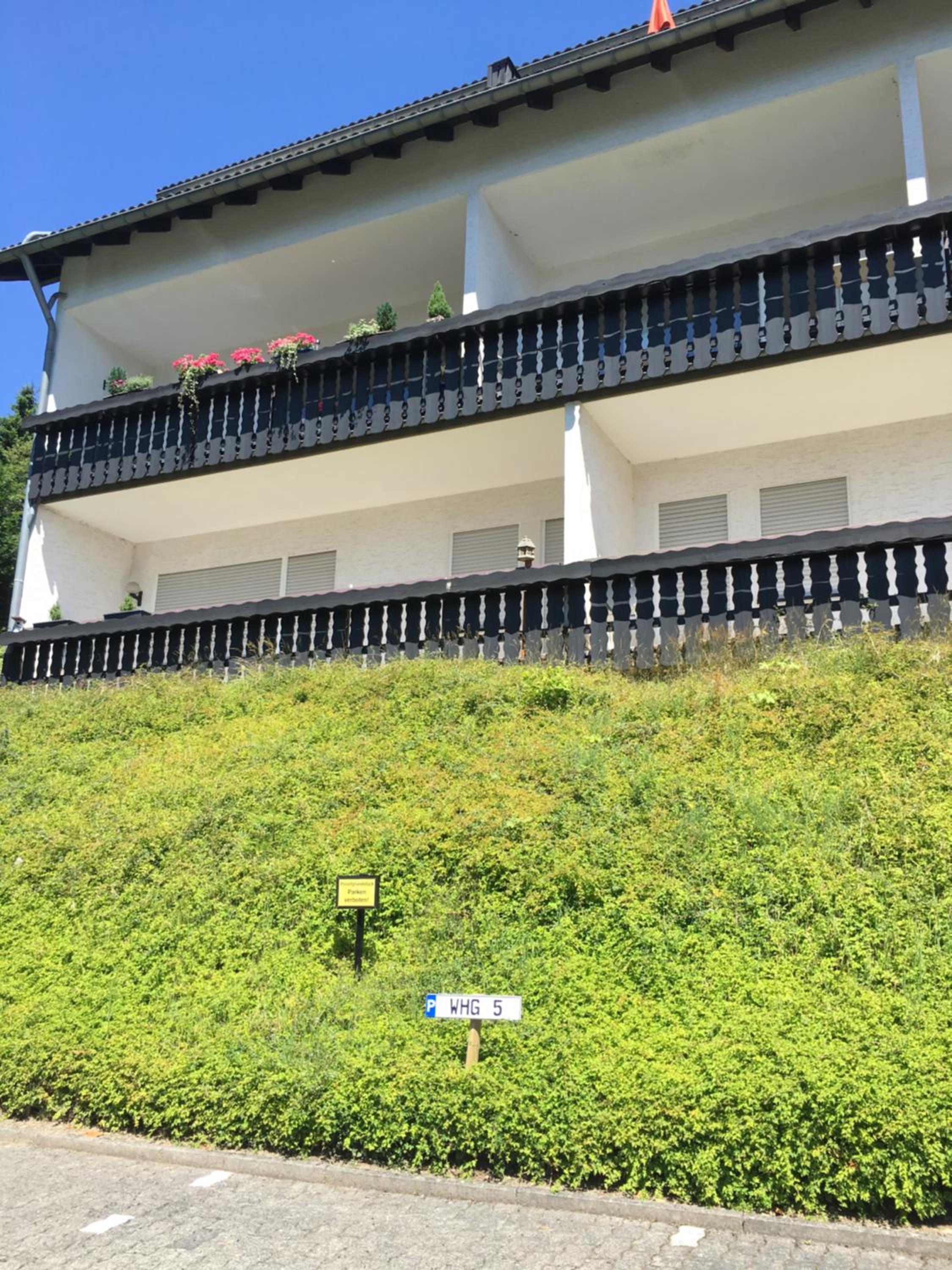 Apartment with Mountain View - Photo 16
