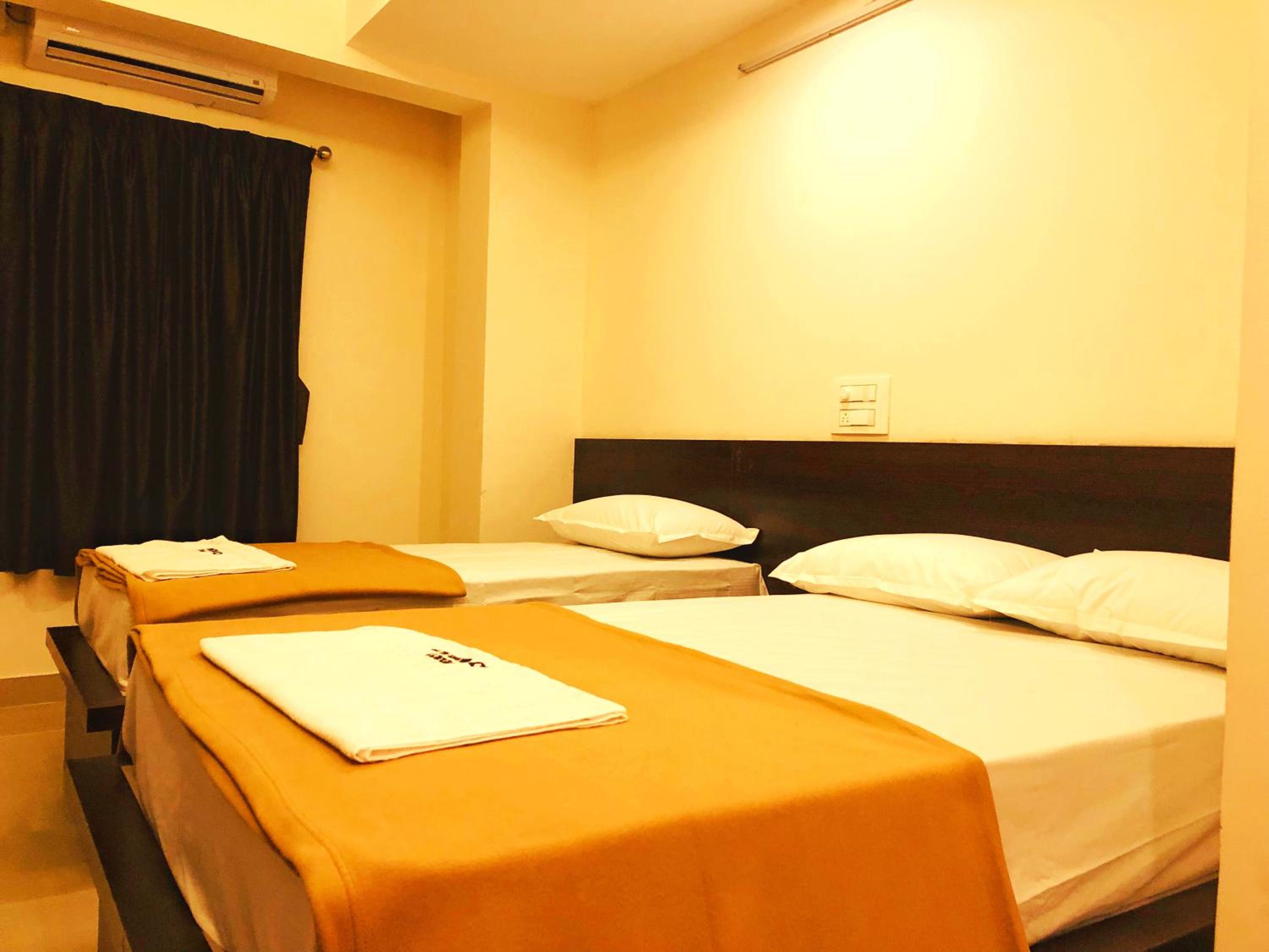 Deluxe Double Room photo 2