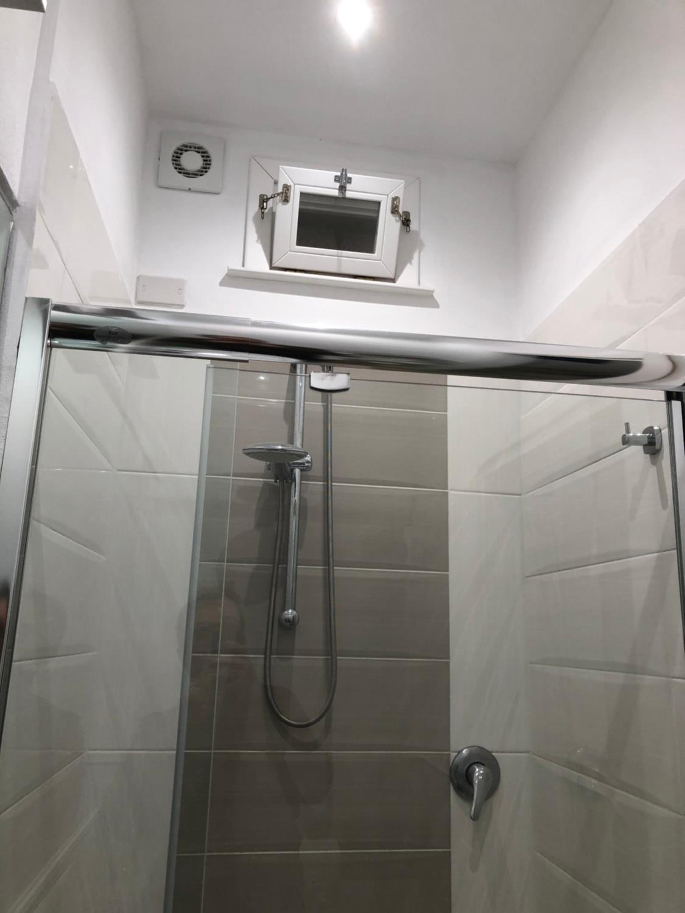 Triple Room with Bathroom