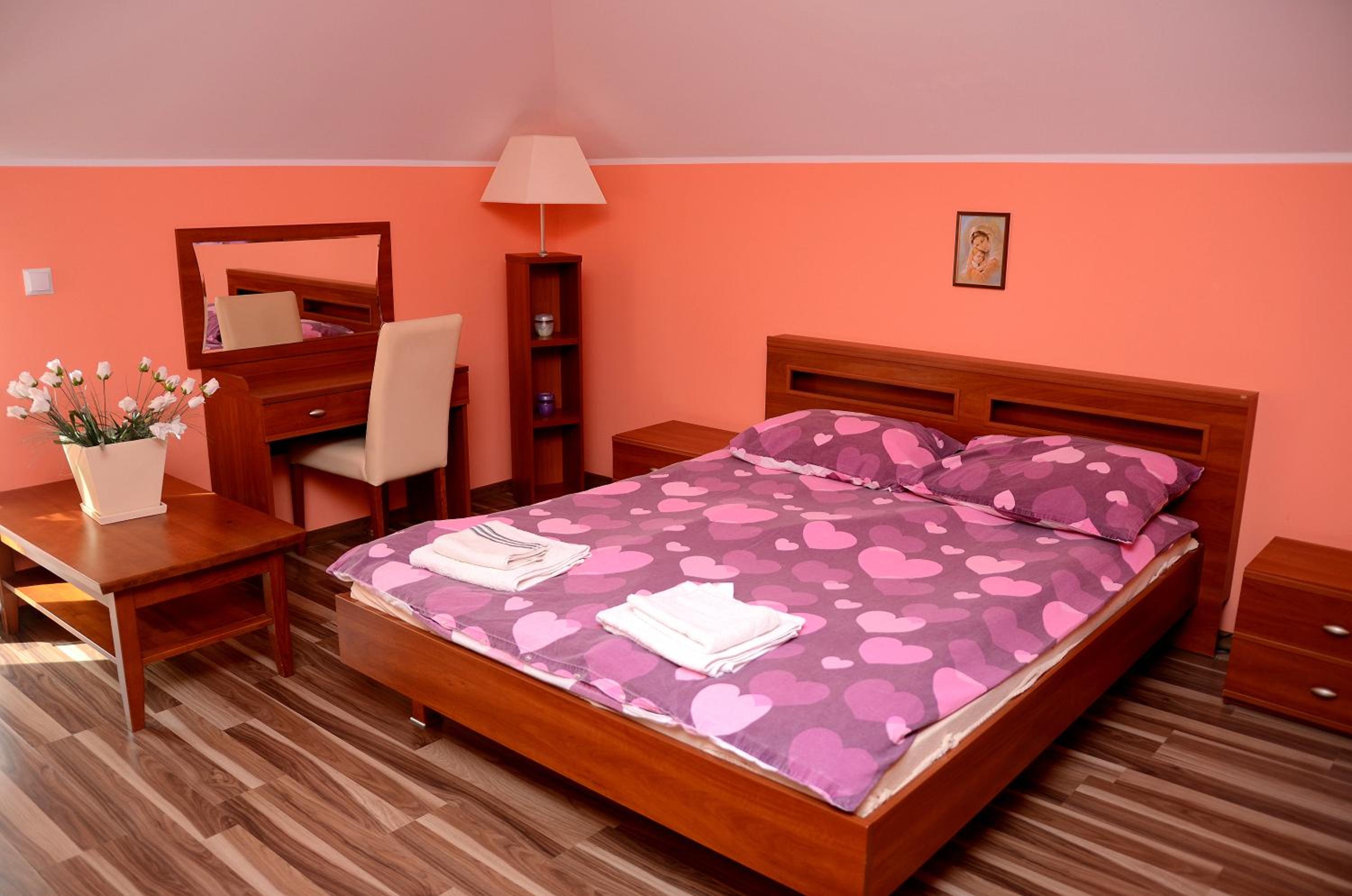 Double Room with Private Bathroom photo 2