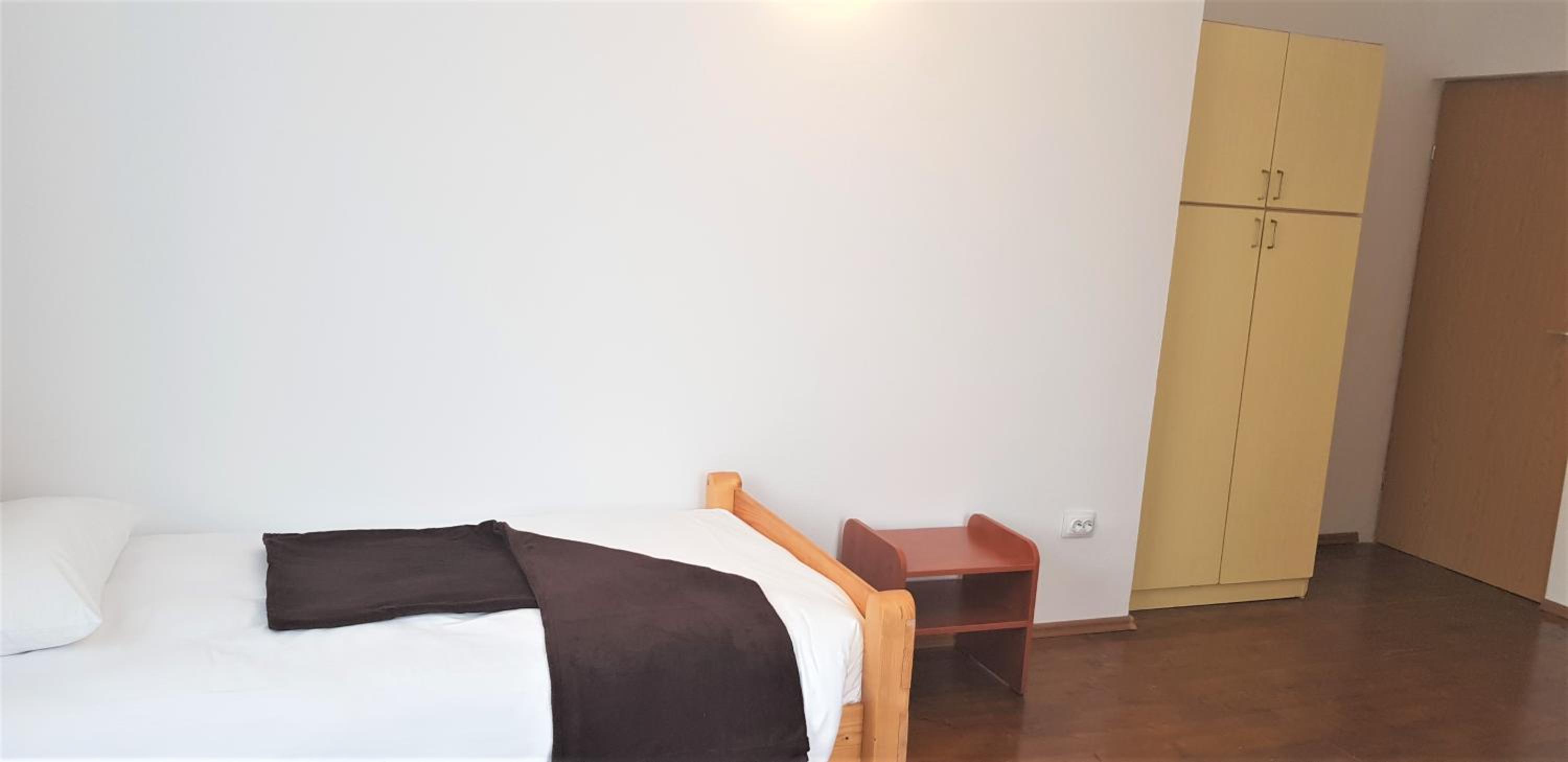 Quadruple Room with Private Bathroom photo 3