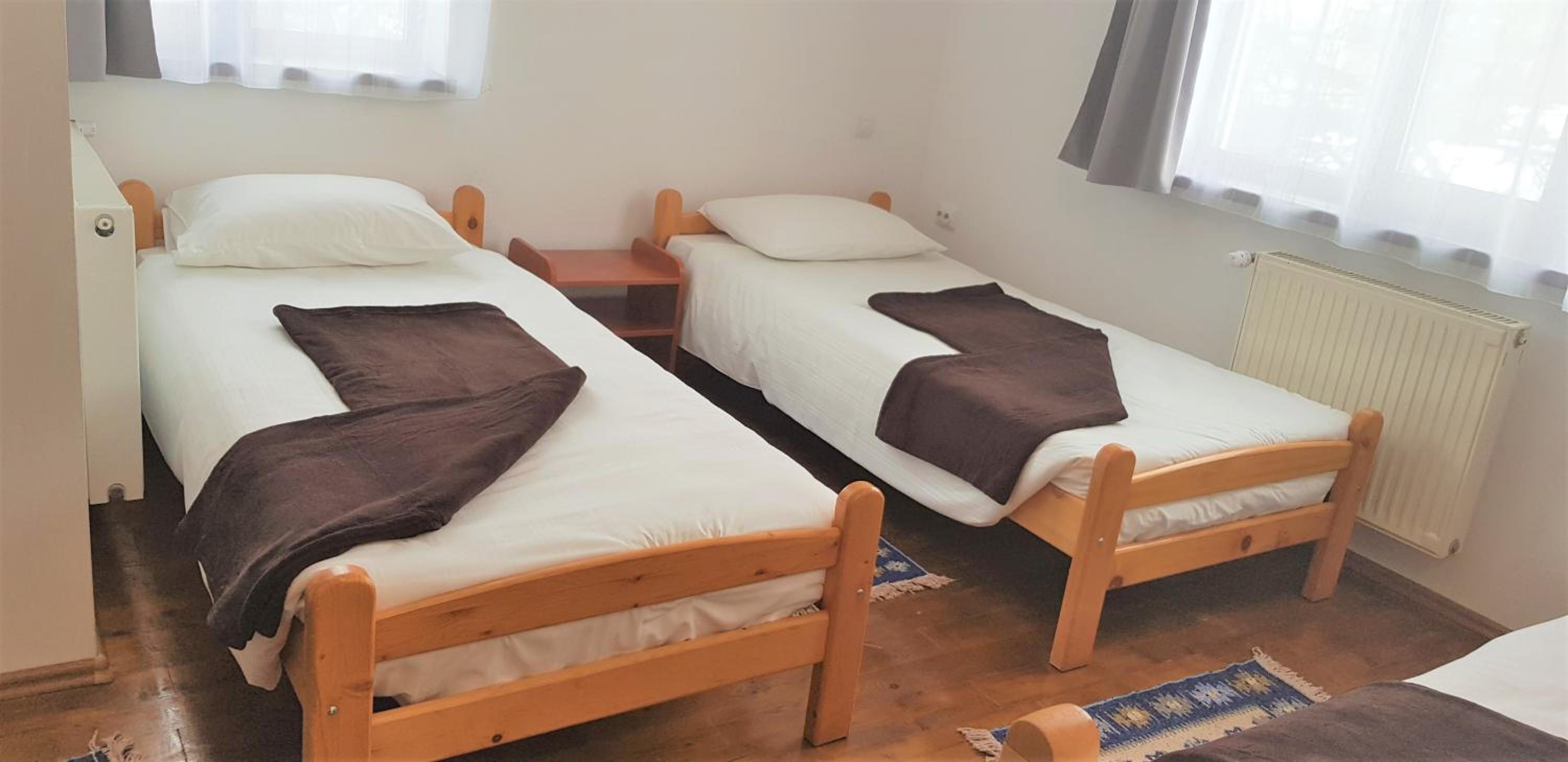 Quadruple Room with Private Bathroom photo 2