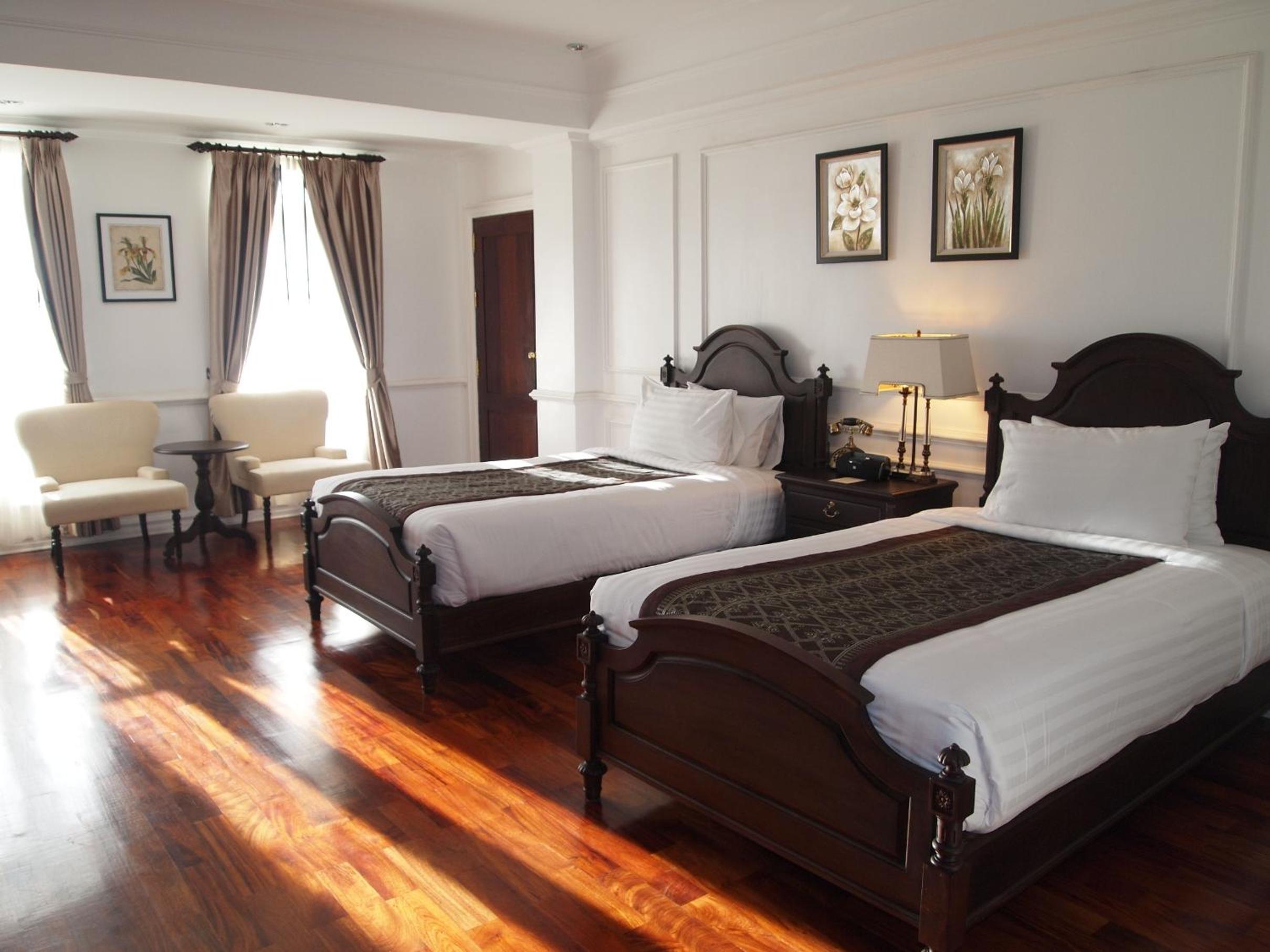 Colonial Deluxe Rooms - Photo 14