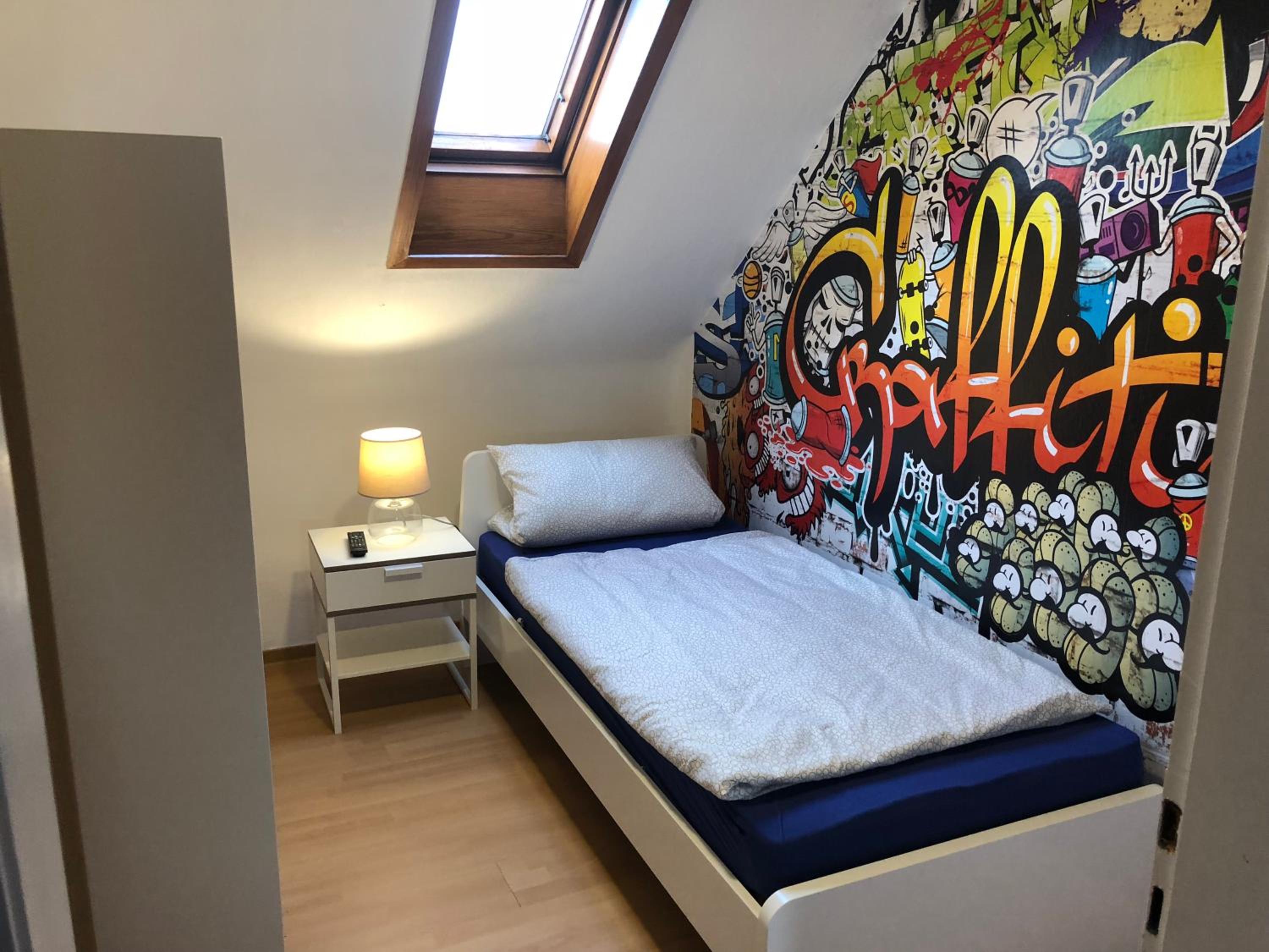 Standard Single Room with Shared Bathroom photo 1