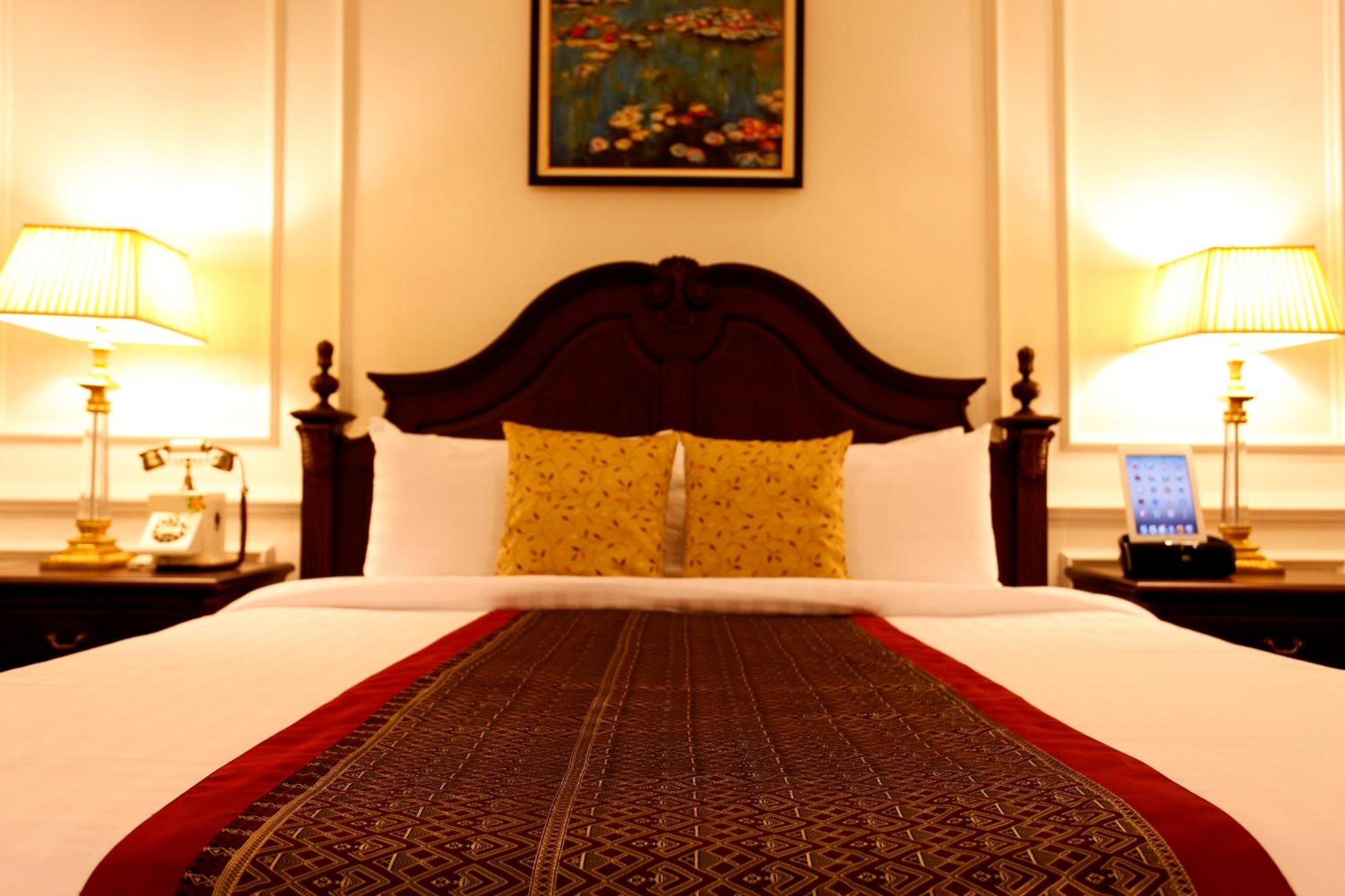 Royal Lao Suite