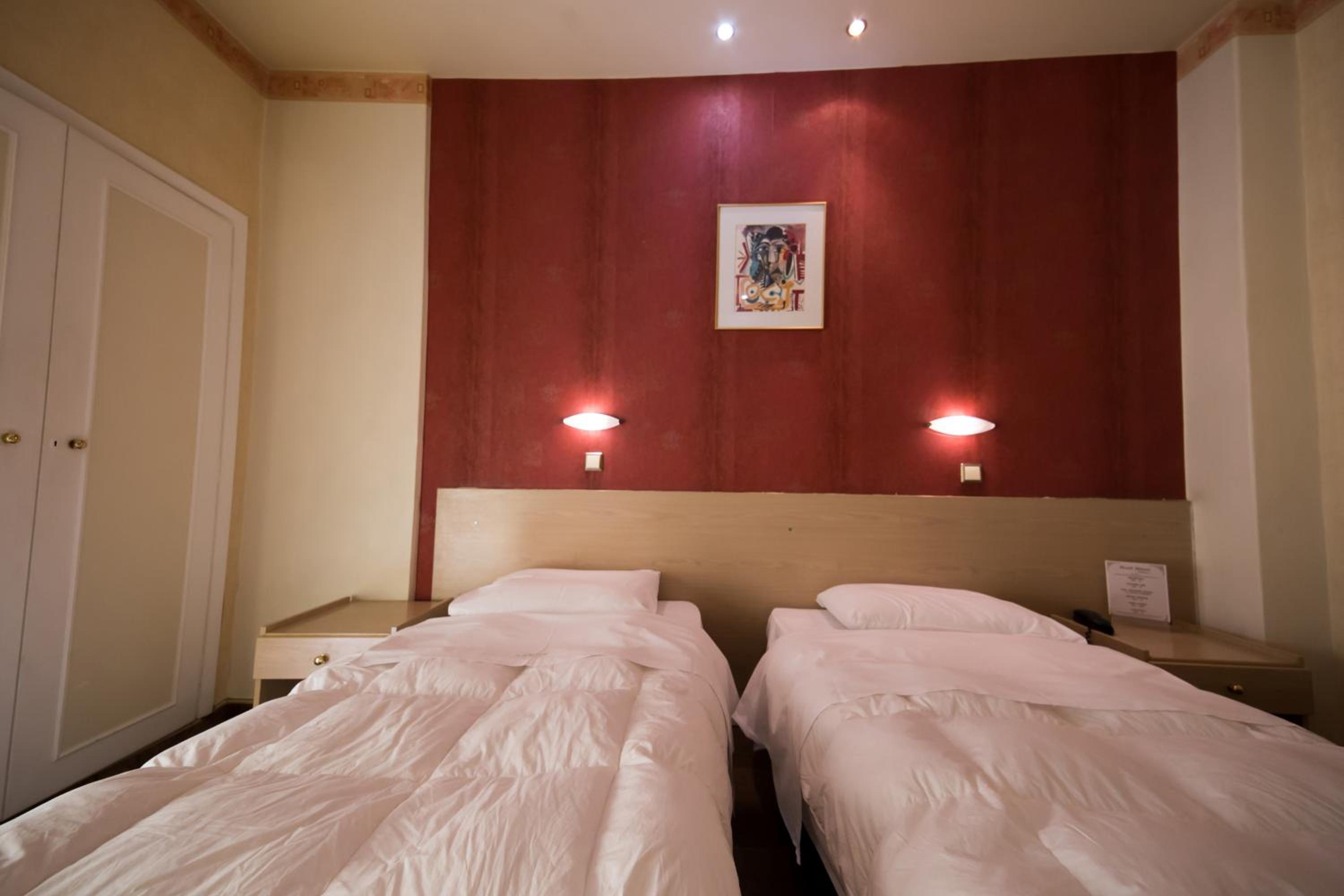 Single Room photo 3