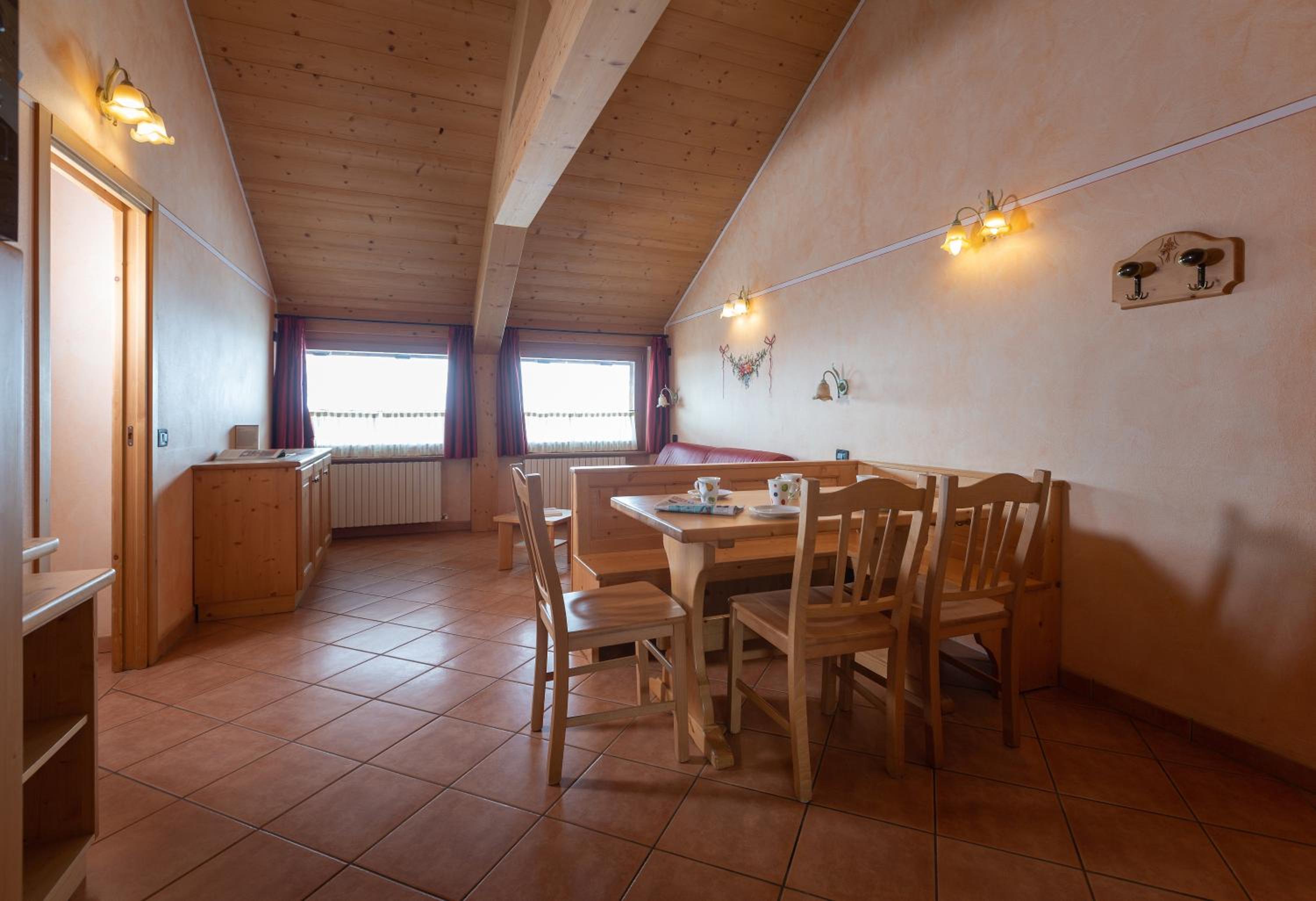 Two-Bedroom Apartment - Photo 2