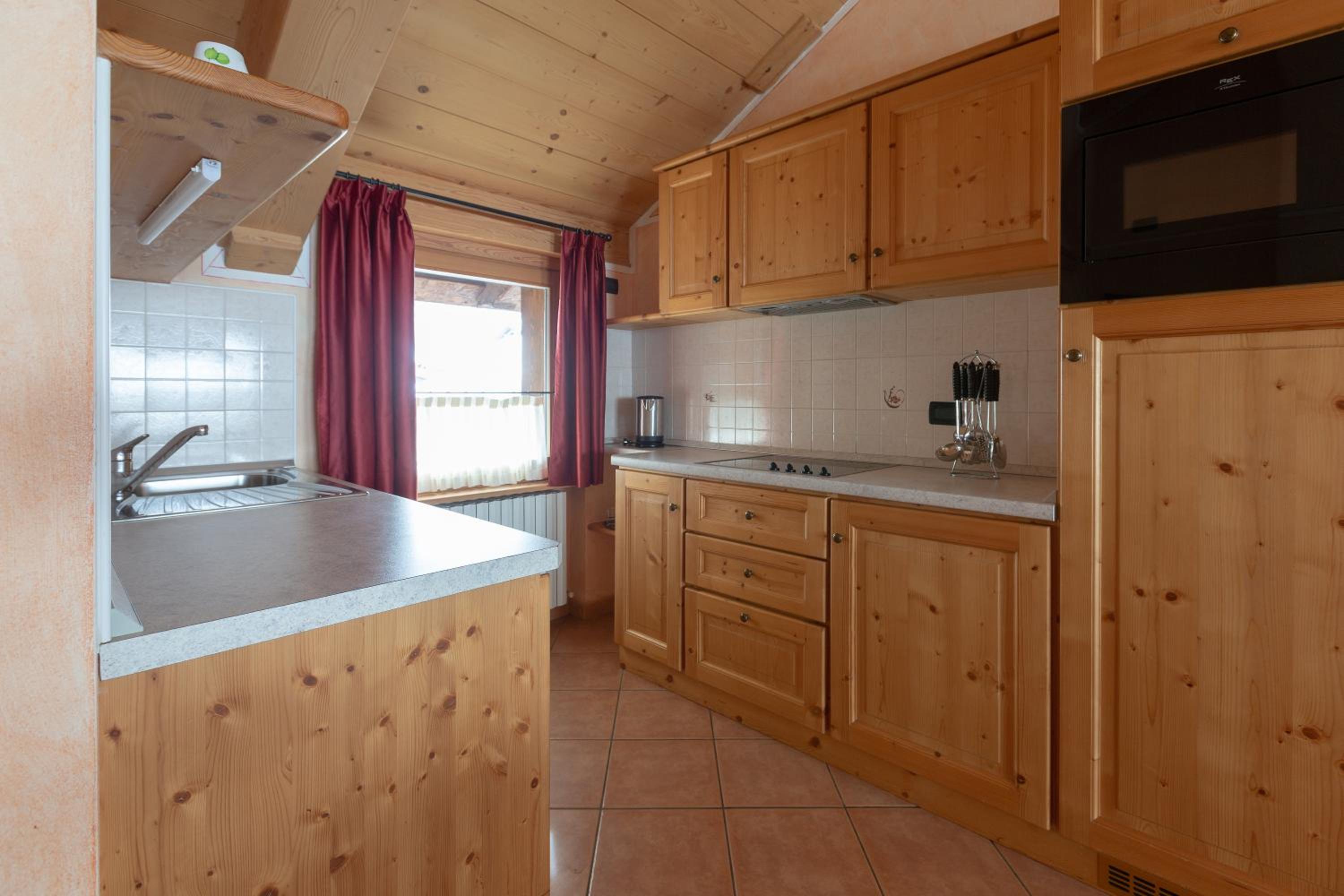 Two-Bedroom Apartment - Photo 20