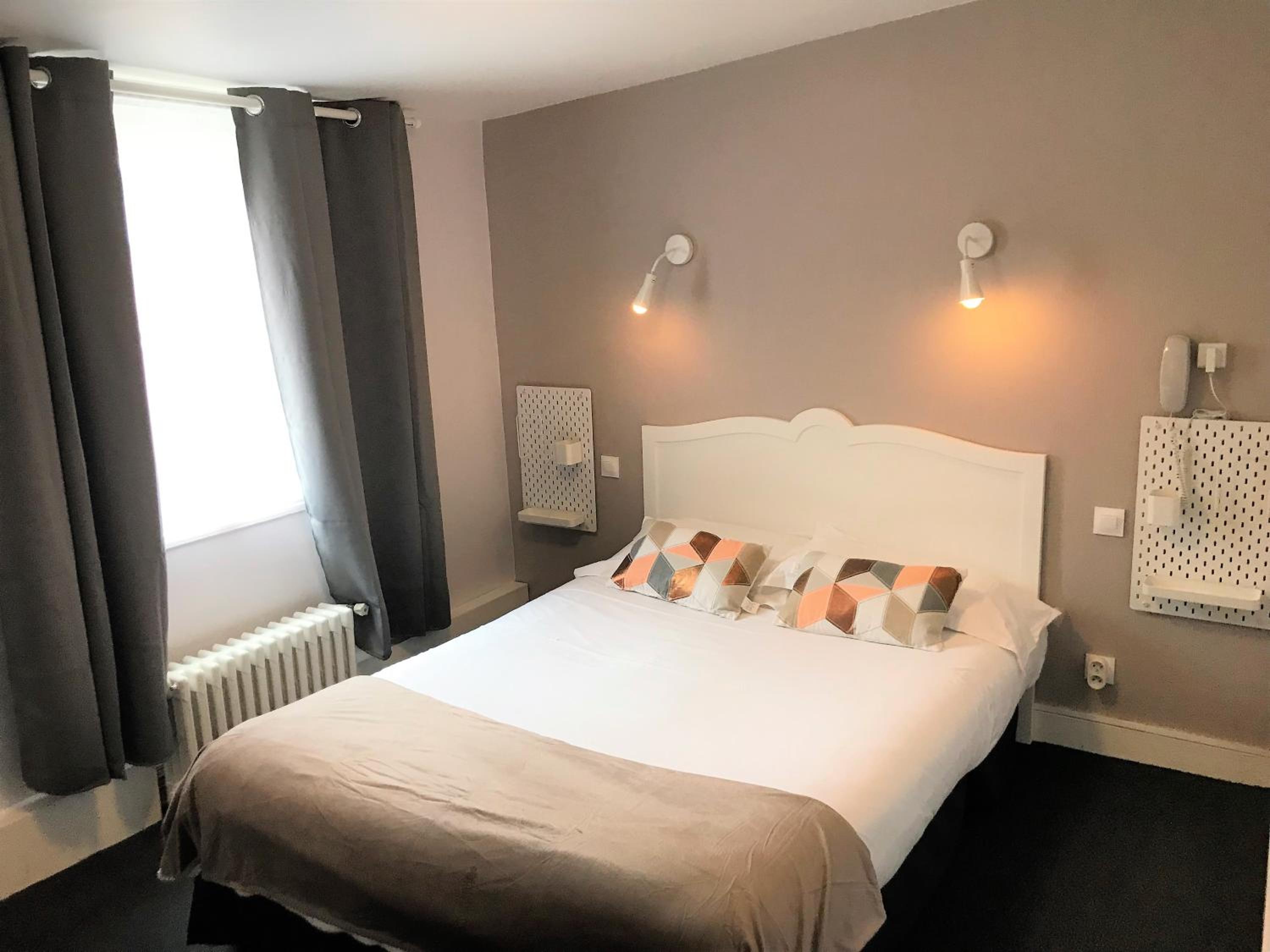 Double Room - Photo 1
