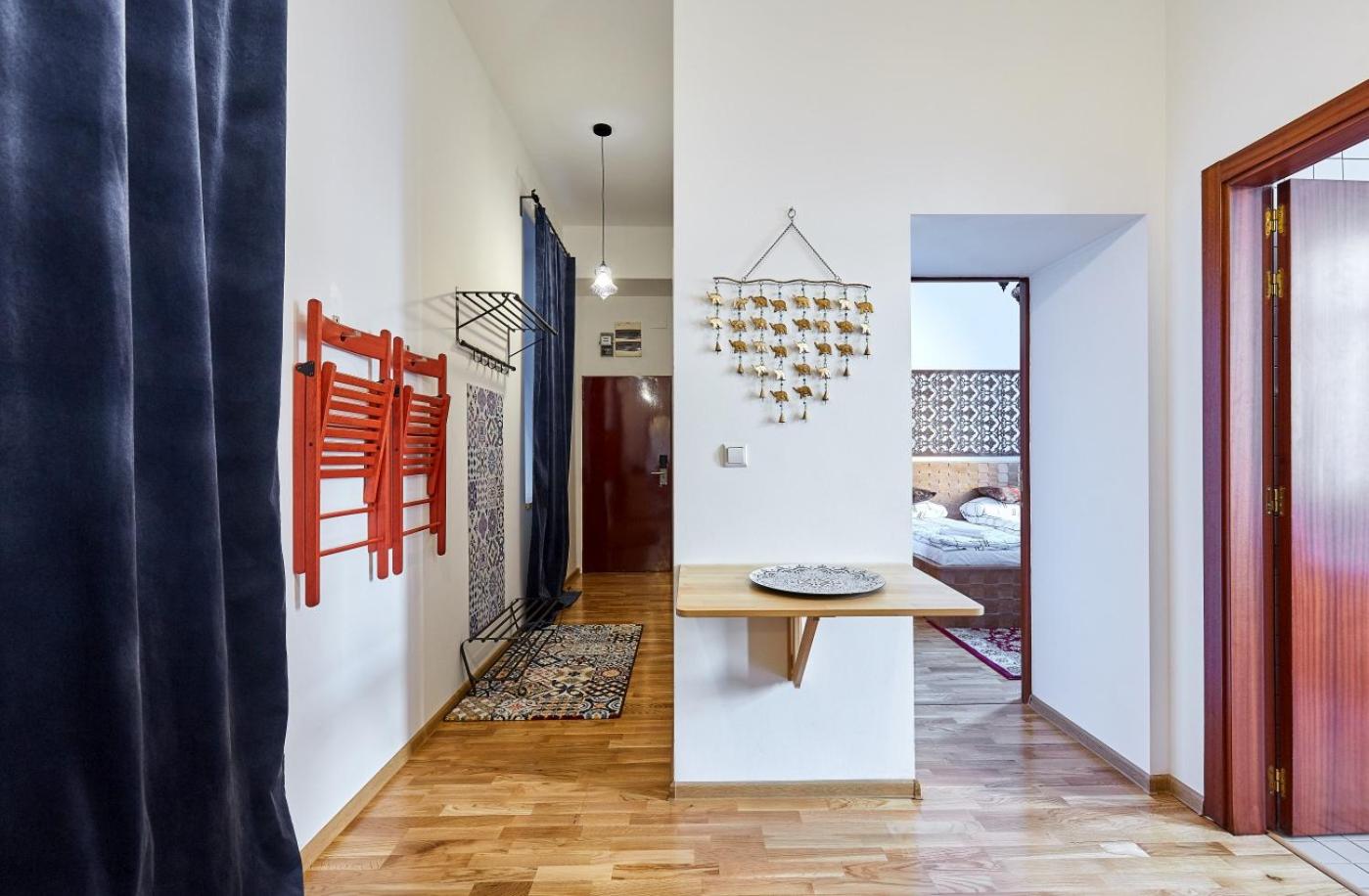 Two-Bedroom Apartment - Photo 16