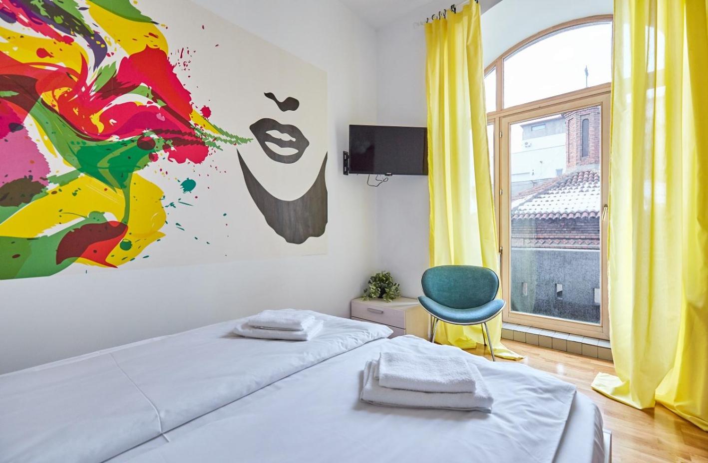 Two-Bedroom Apartment - Photo 20
