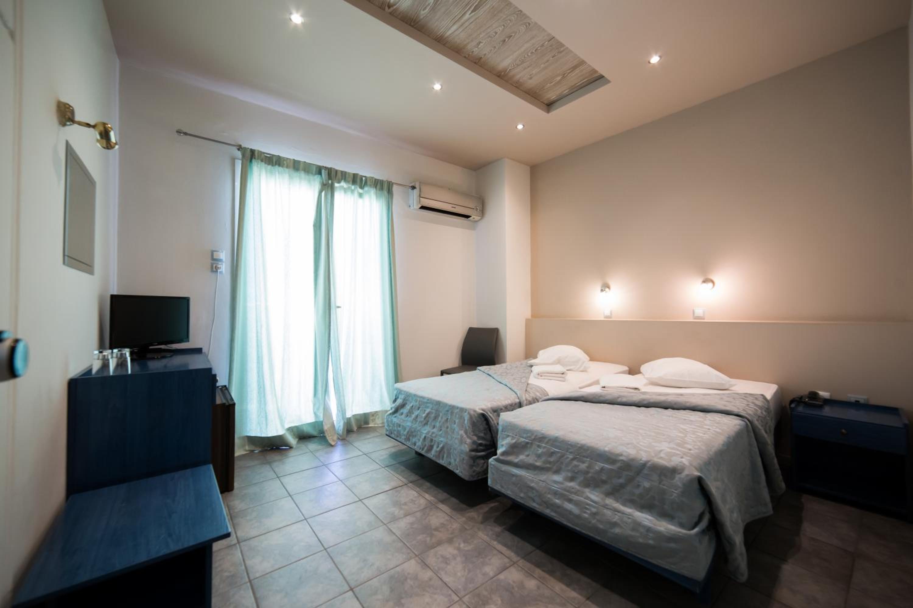 Triple Room photo 2