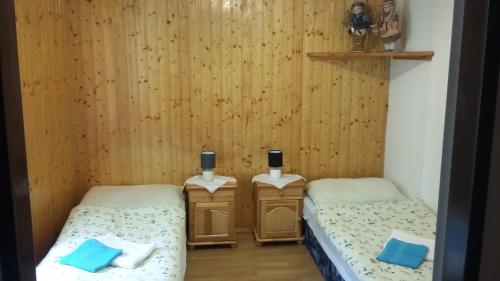 Small Twin Room photo 1