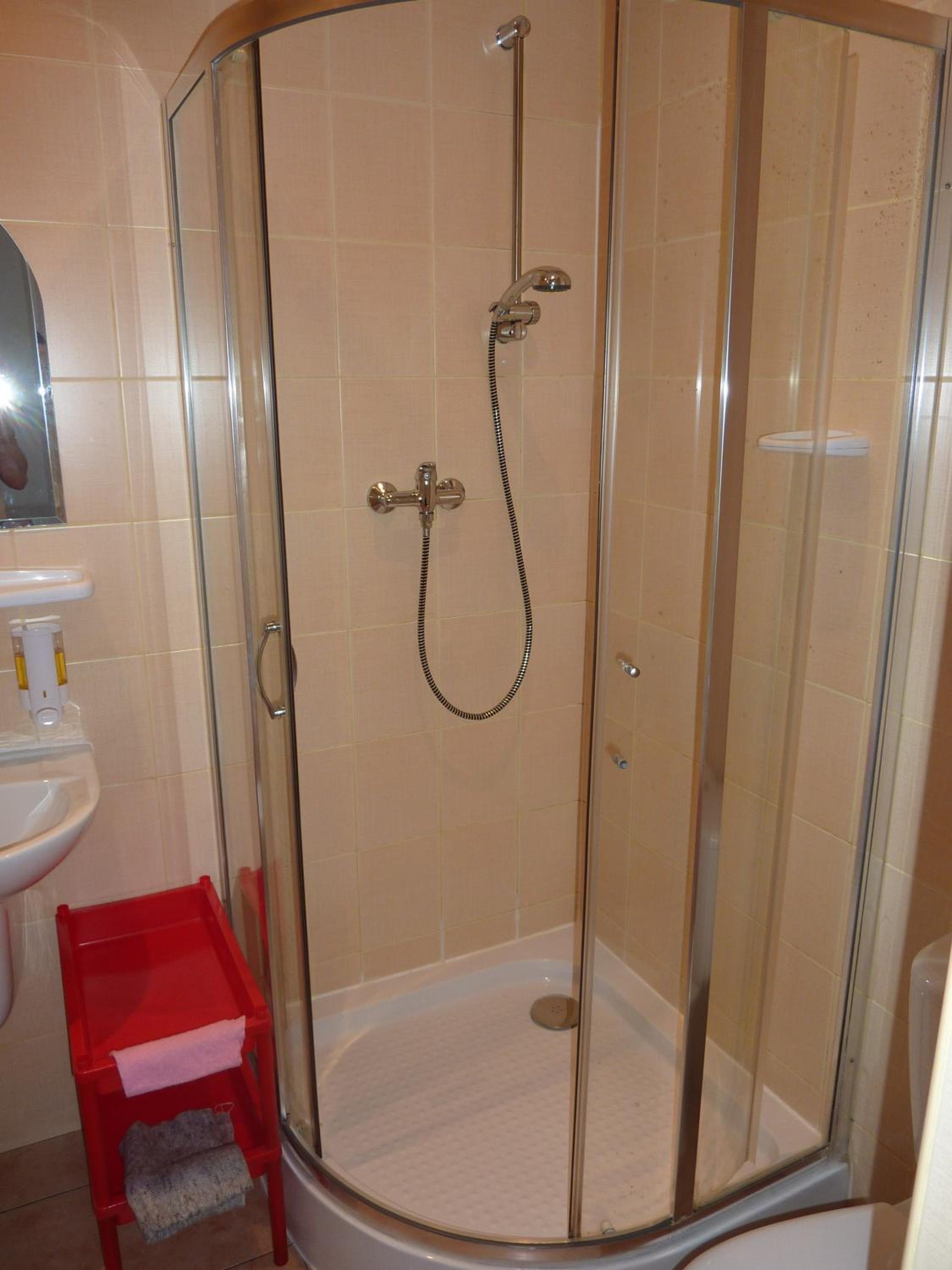 Double Room - Photo 6