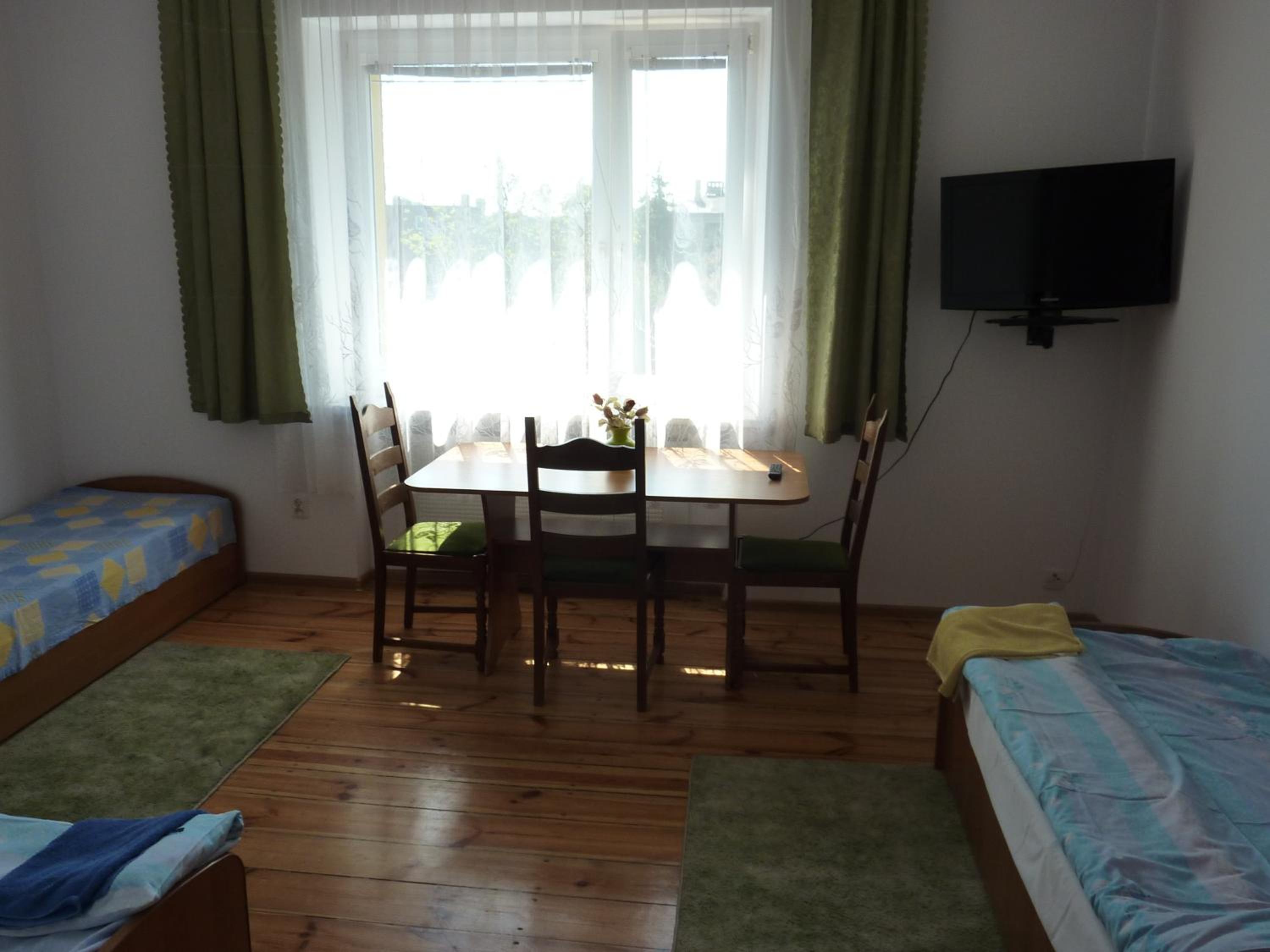 Double Room - Photo 5
