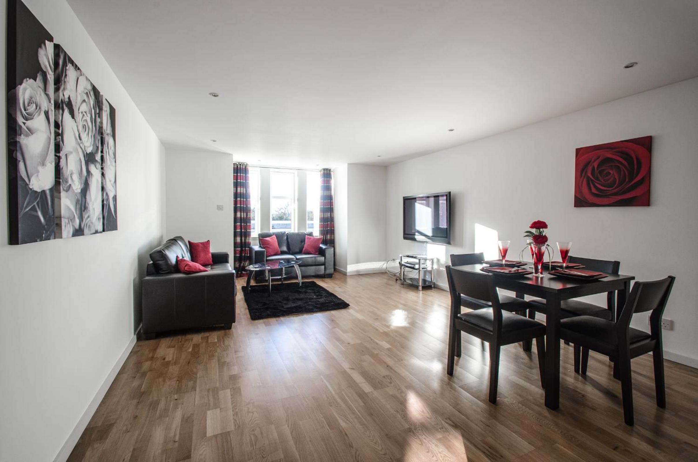 Three-Bedroom Apartment photo 1