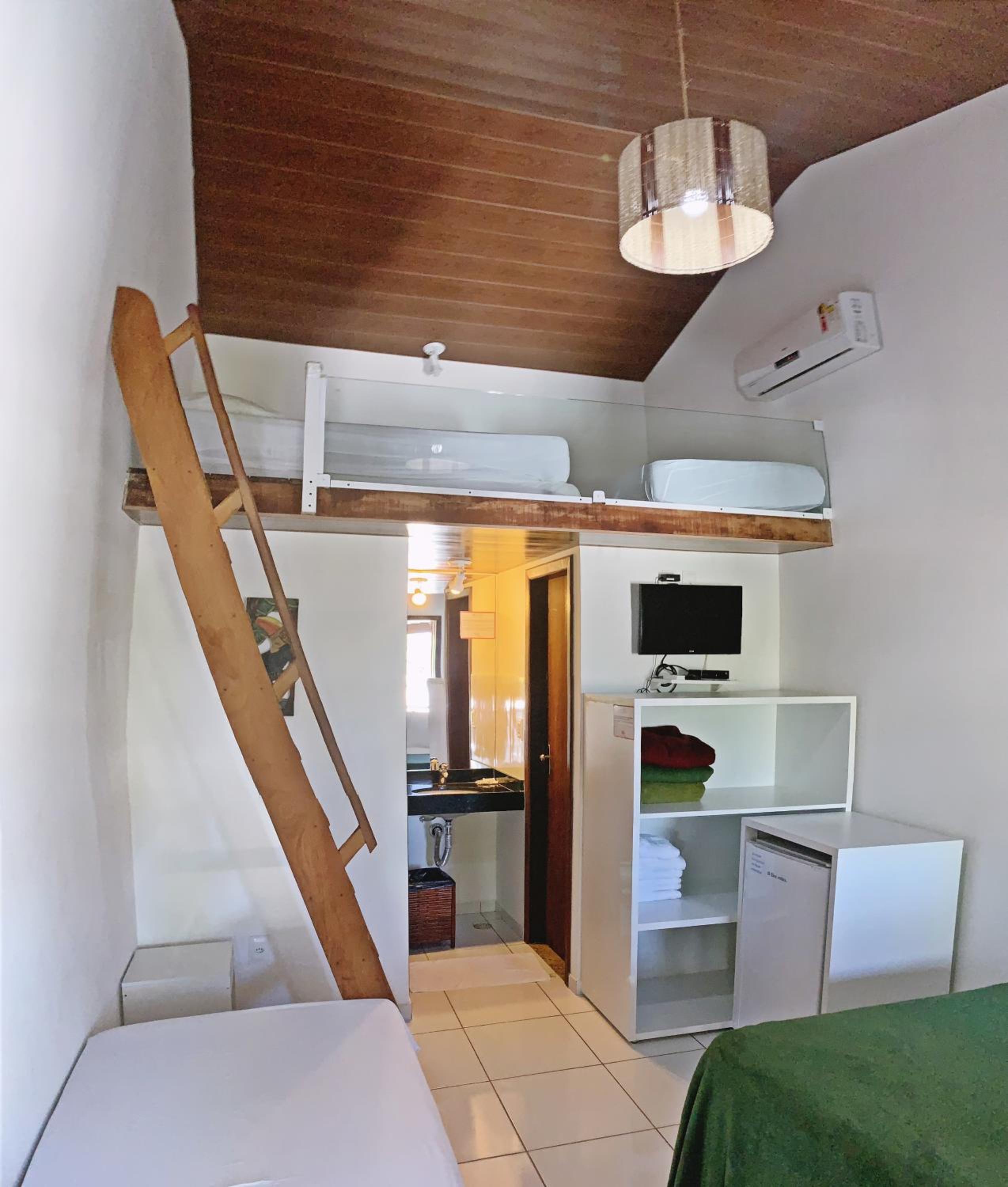 Family Room - Photo 6
