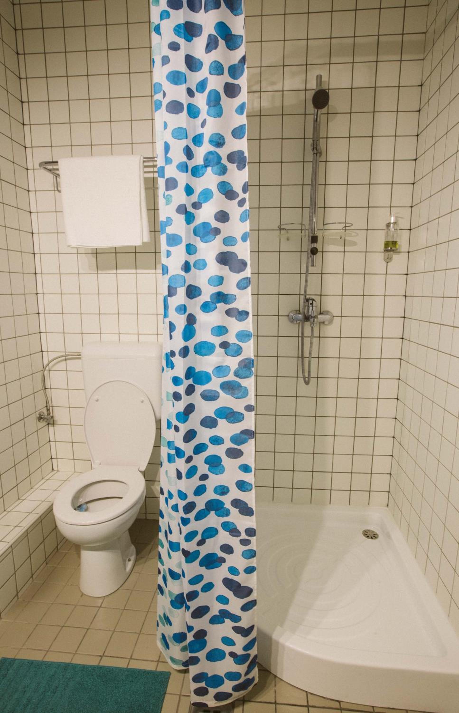 Studio Apartment - Photo 10