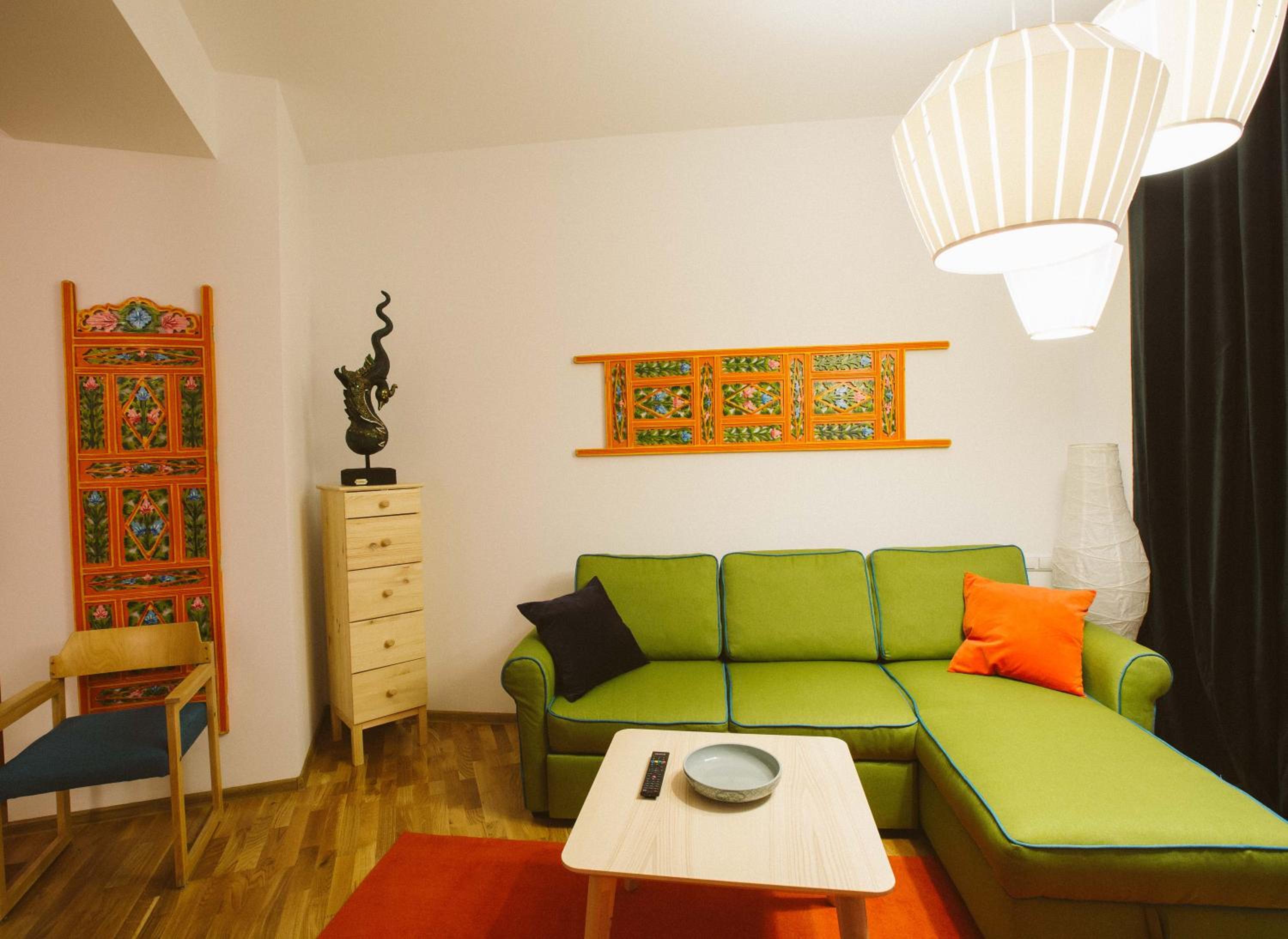 Studio Apartment - Photo 2