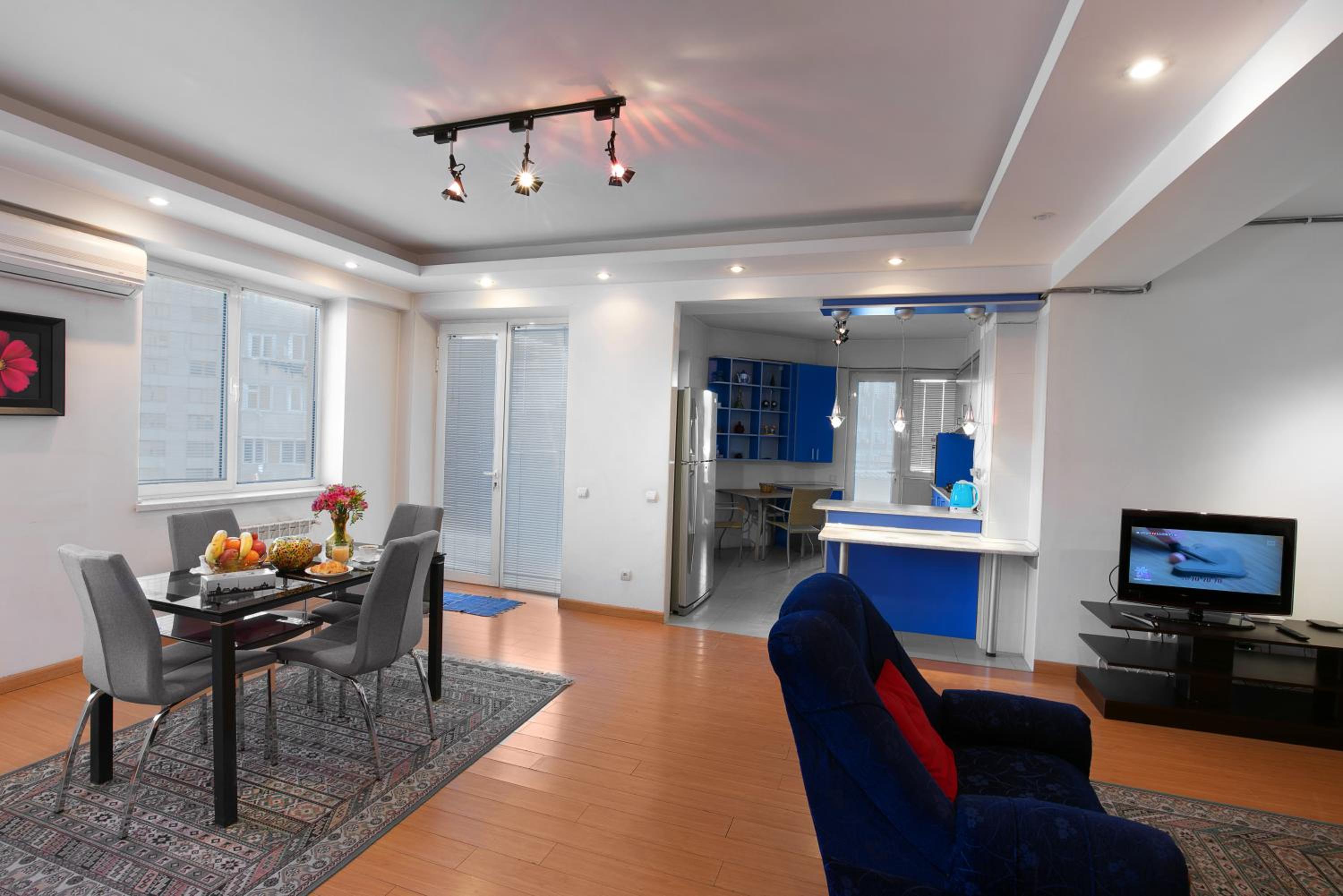 2-Bedroom Apartment on Frik 10 photo 3